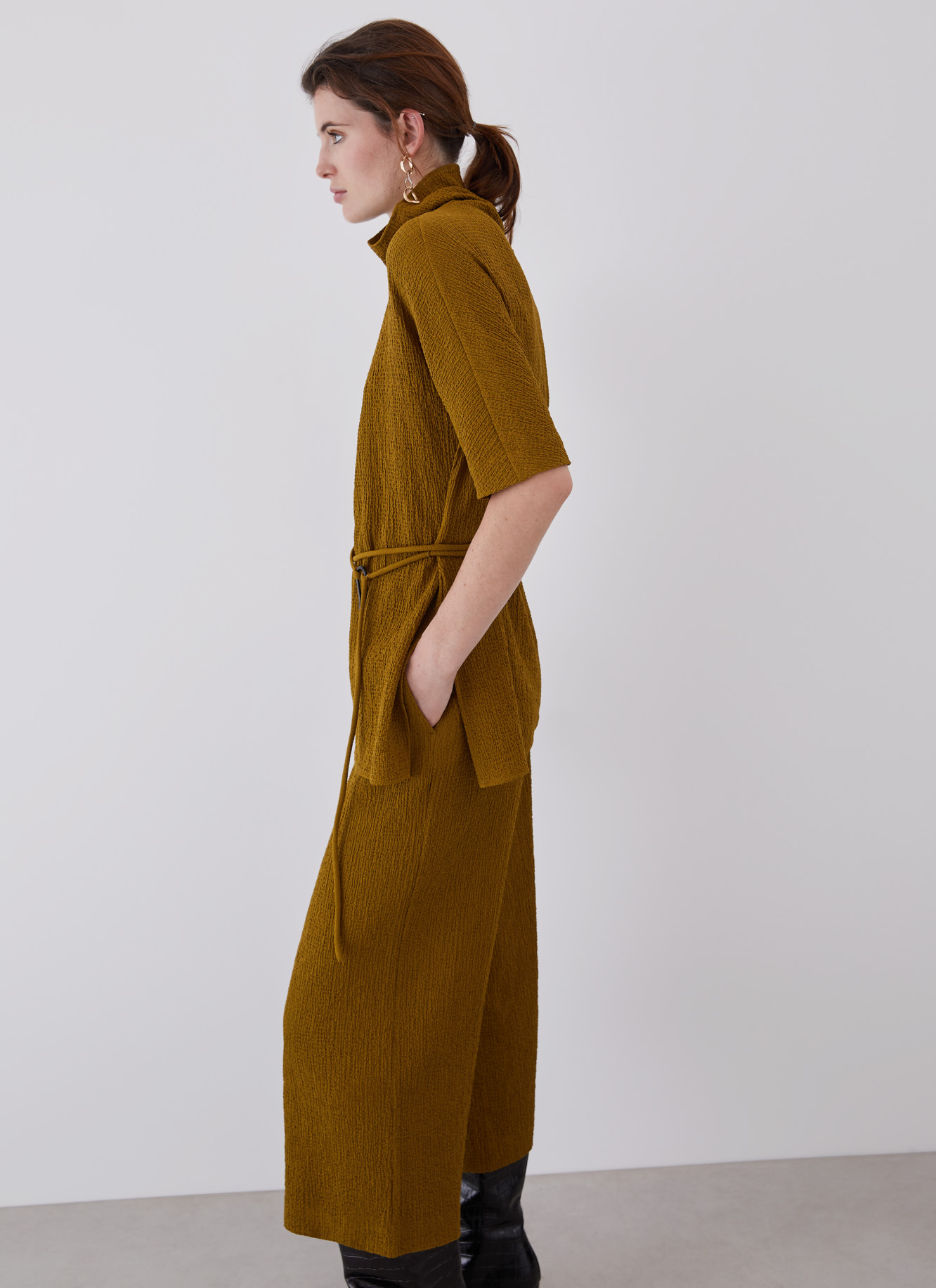 Viscose cropped trousers image number 3