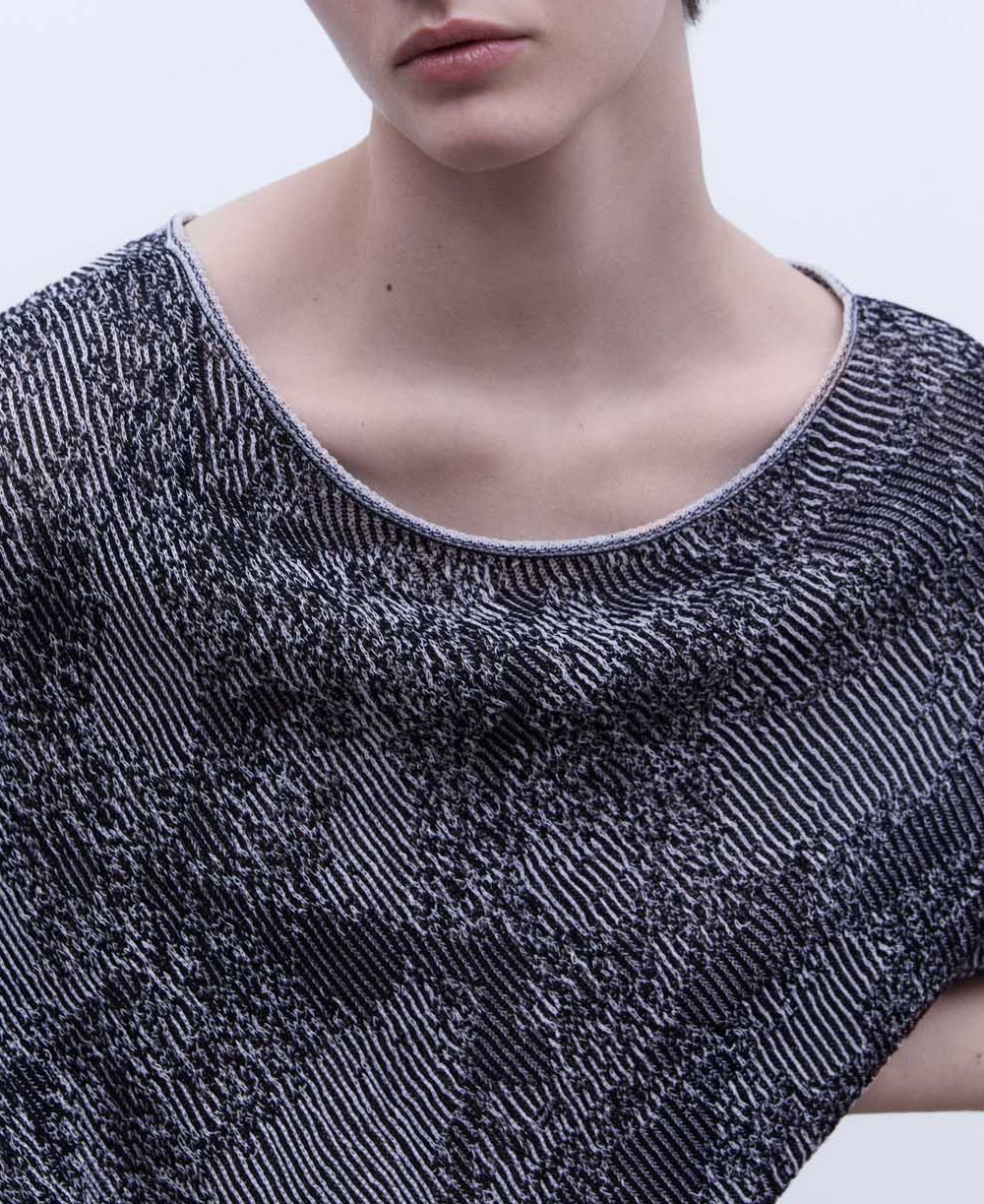 Unstructured jacquard sweater image number 3