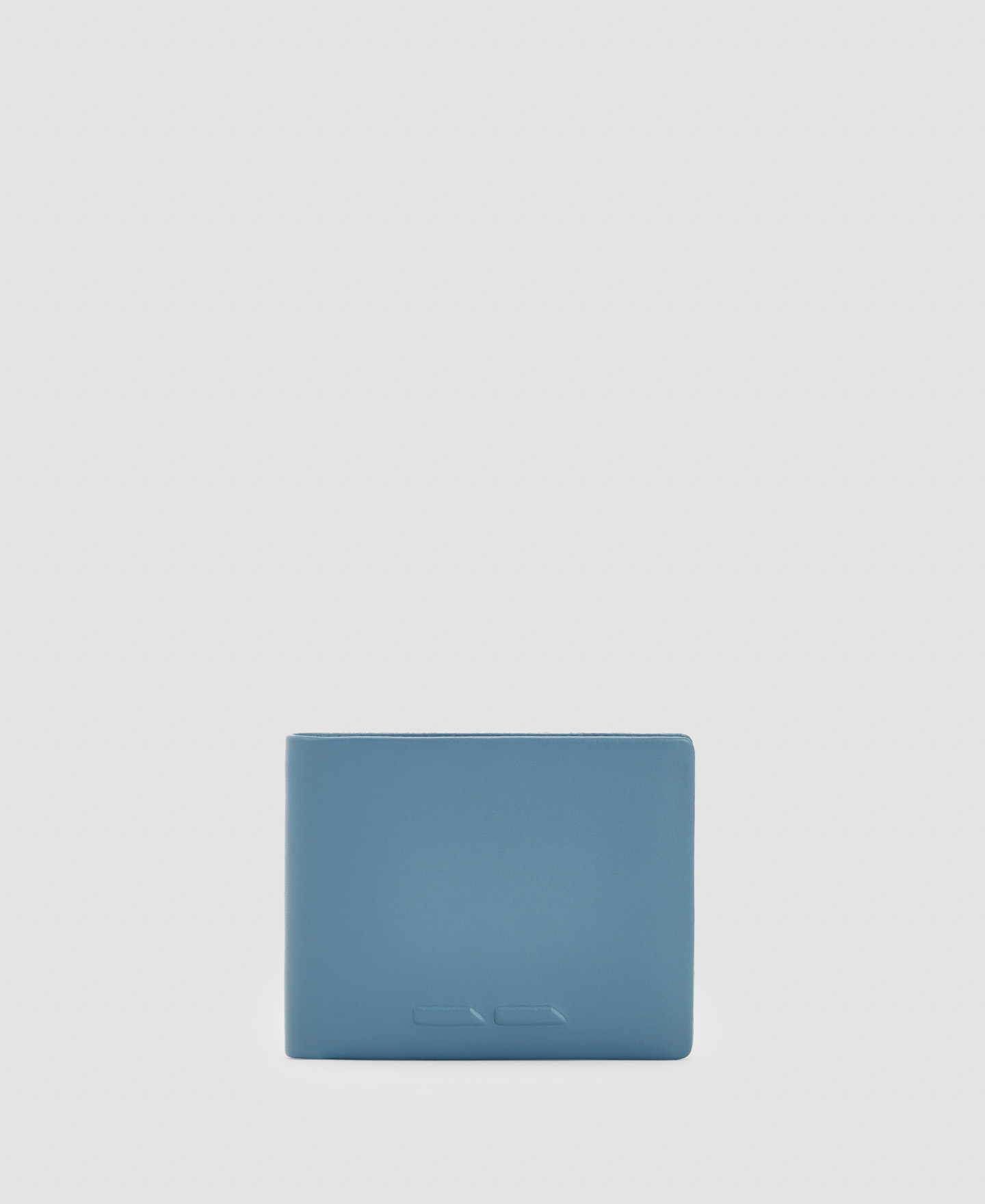 Cartera minimalista en piel bovina image number 0