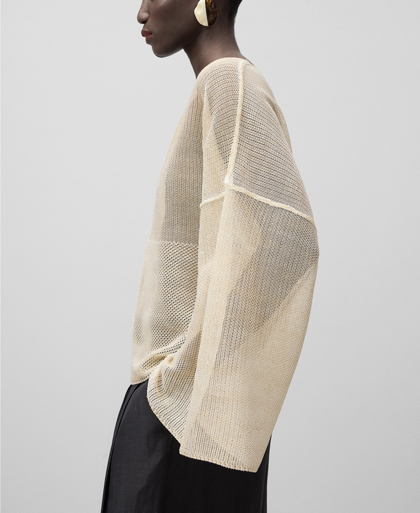 Jersey cuello pico punto malla mujer image number 3