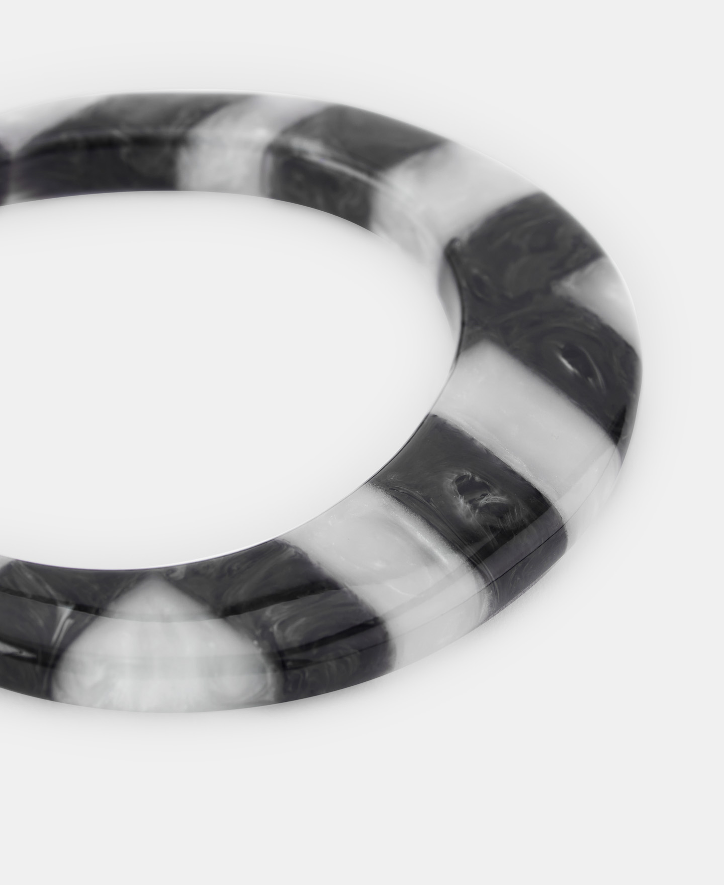 Pulsera en resina image number 1