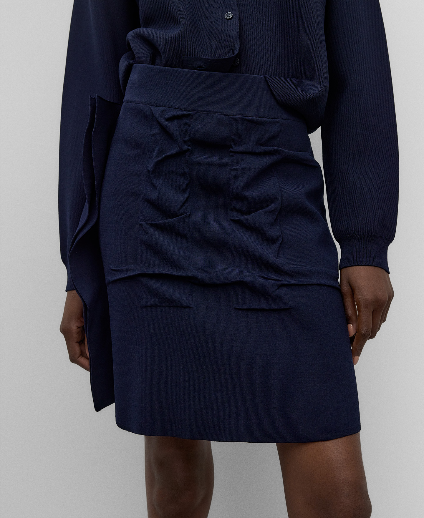 Falda corta asim&eacute;trica jacquard mujer image number 3