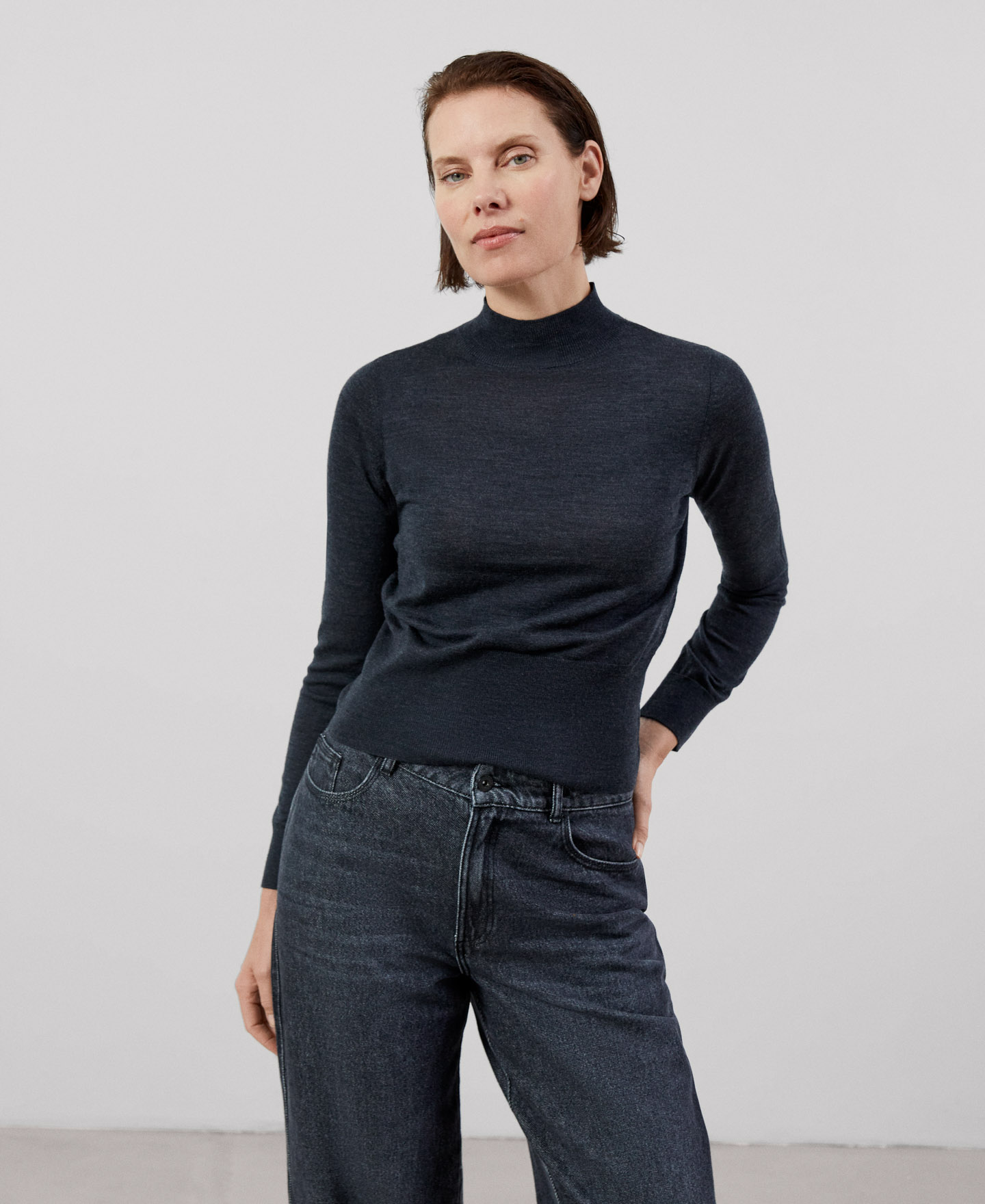 Merino wool high collar sweater image number 0
