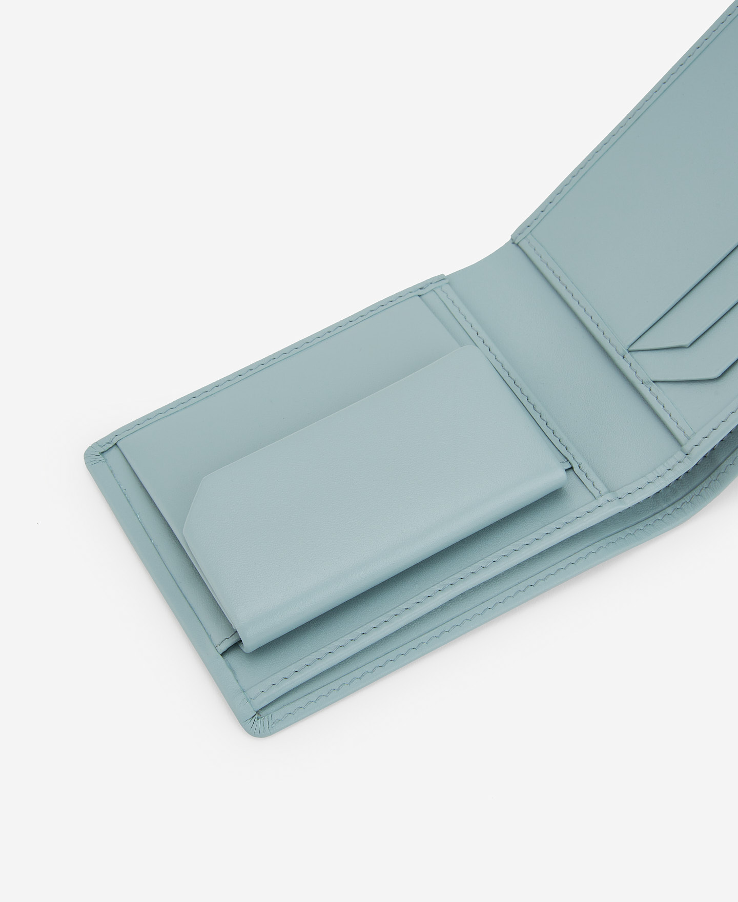 Cartera plegable en piel azul clara image number 2