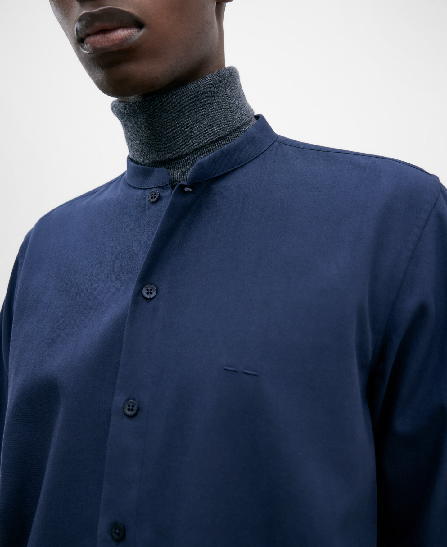 Mandarin collar men's shirt in cotton image number 3