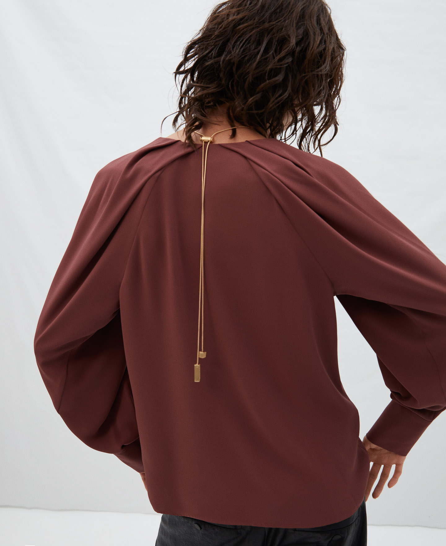 Puffed sleeve blouse image number 2