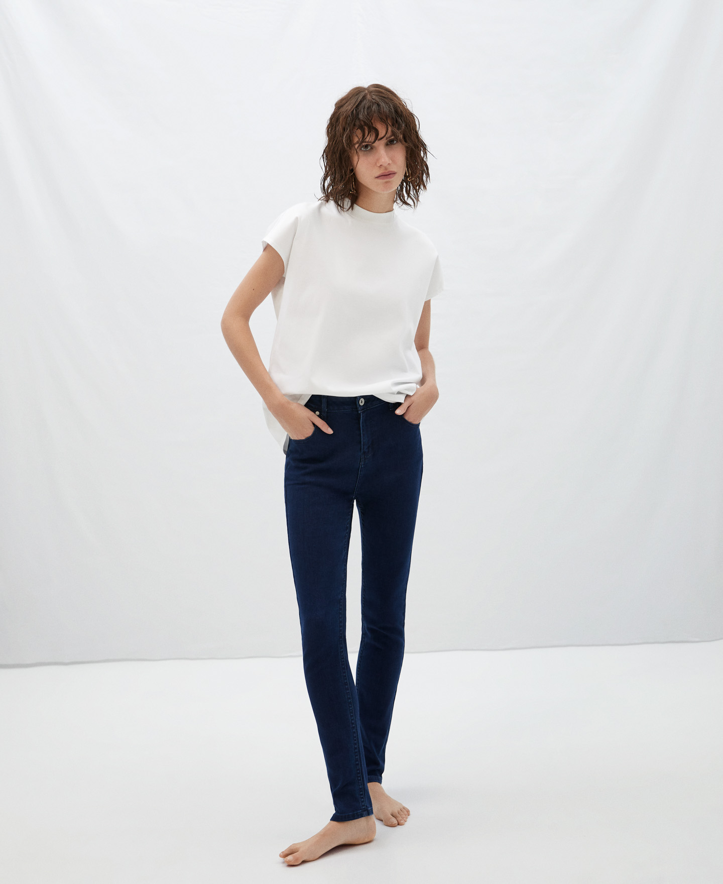 Denim skinny jeans image number 1