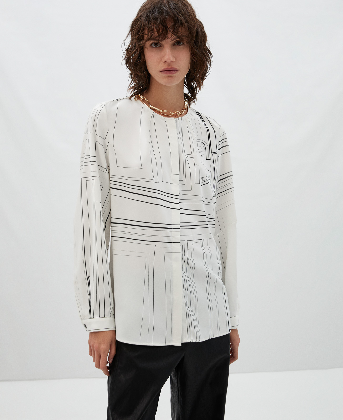 Blusa estampado laberinto image number 0