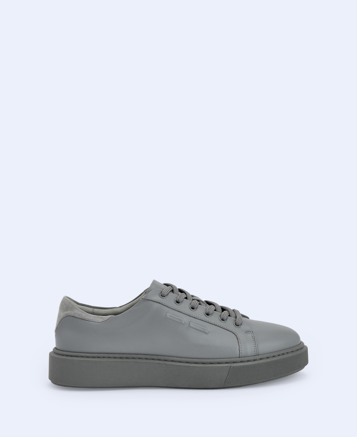 Responsible basic leather sneaker image number 0