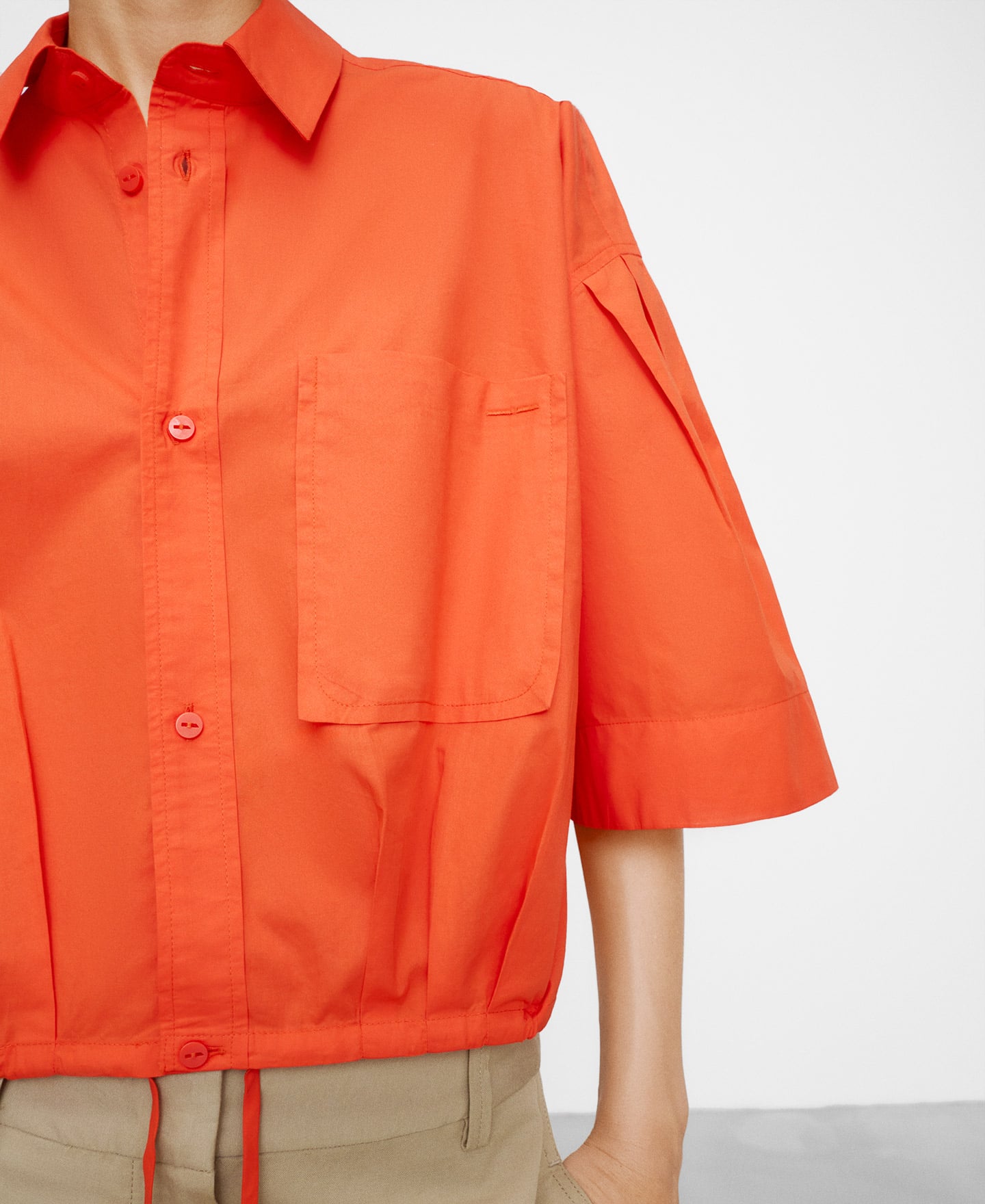 Camisa boxy bajo ajustable algod&oacute;n image number 3