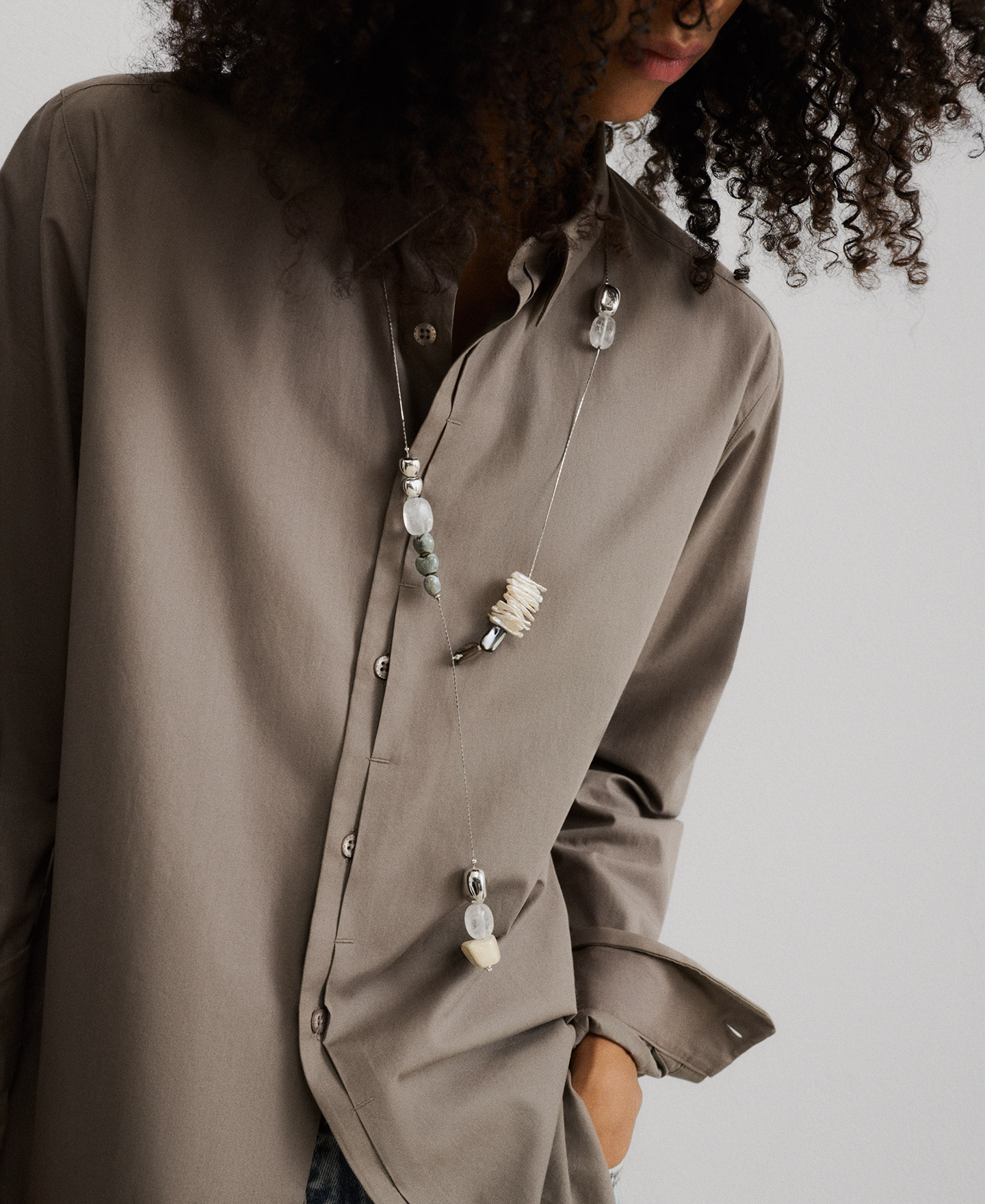 Pearl and ceramic necklace image number 4