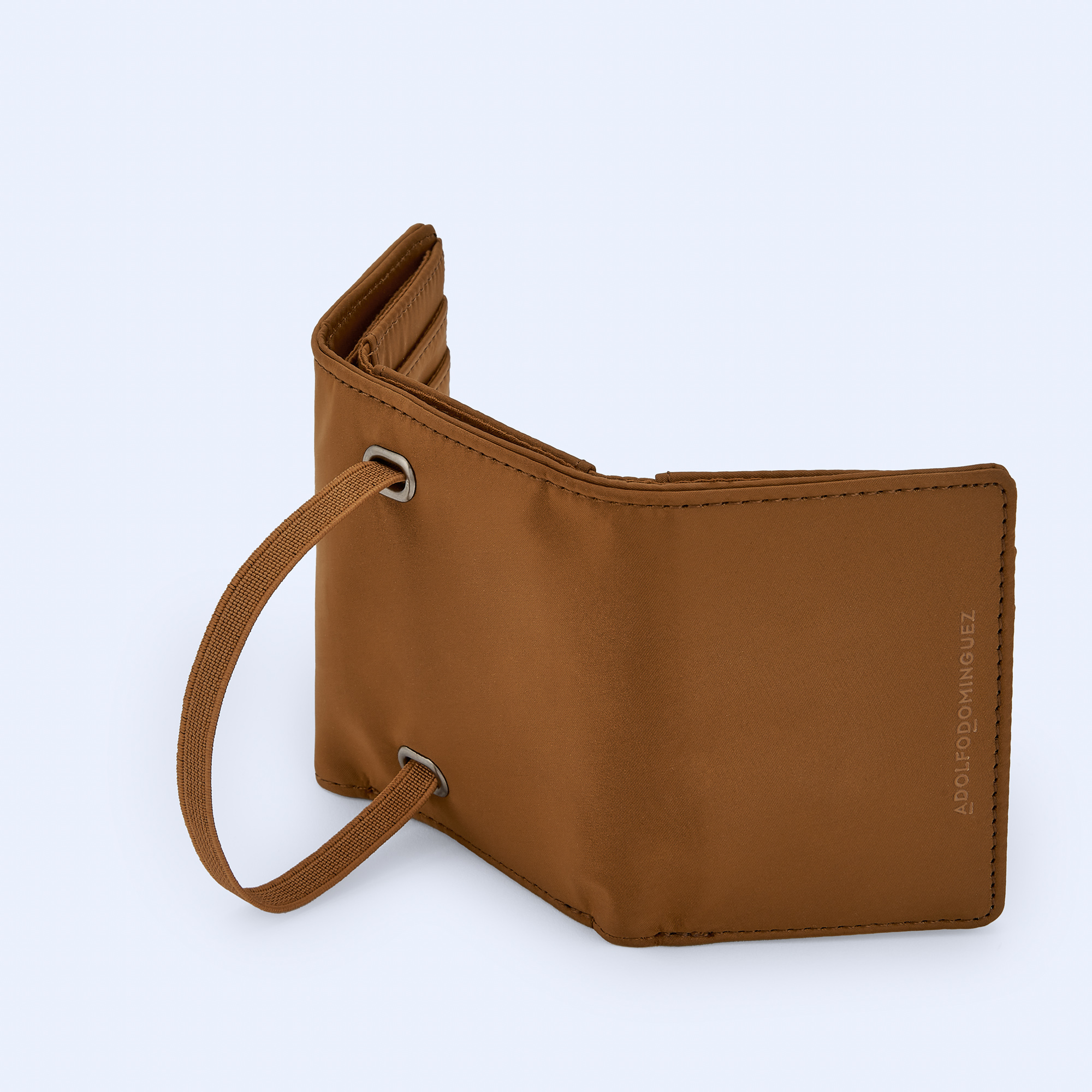Recycled trifold wallet elastic band image number 2