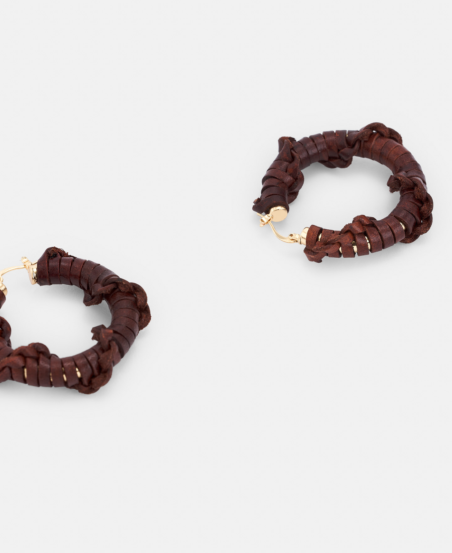 Braided motif hoop earrings image number 1