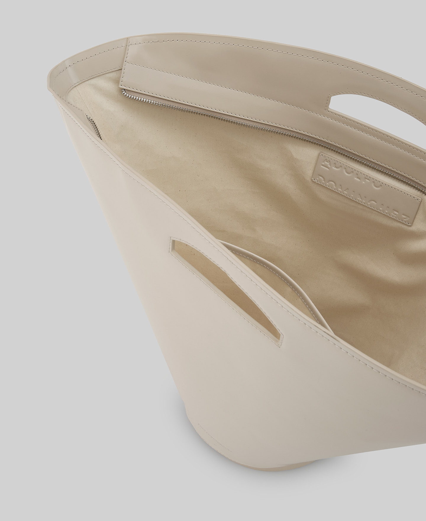 Ikigai Lab (02) bag woman