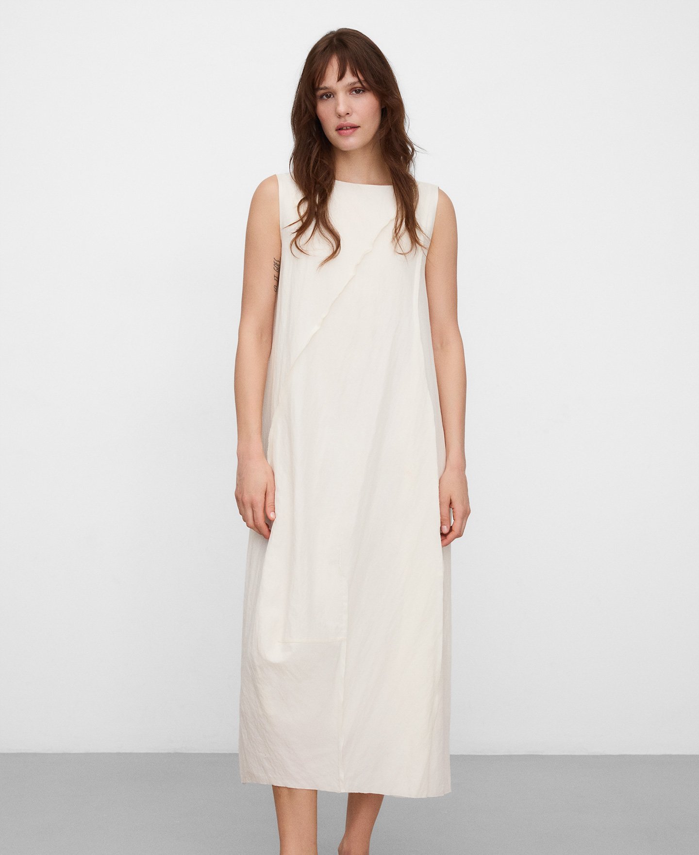 Midi balloon dress with darts image number 0