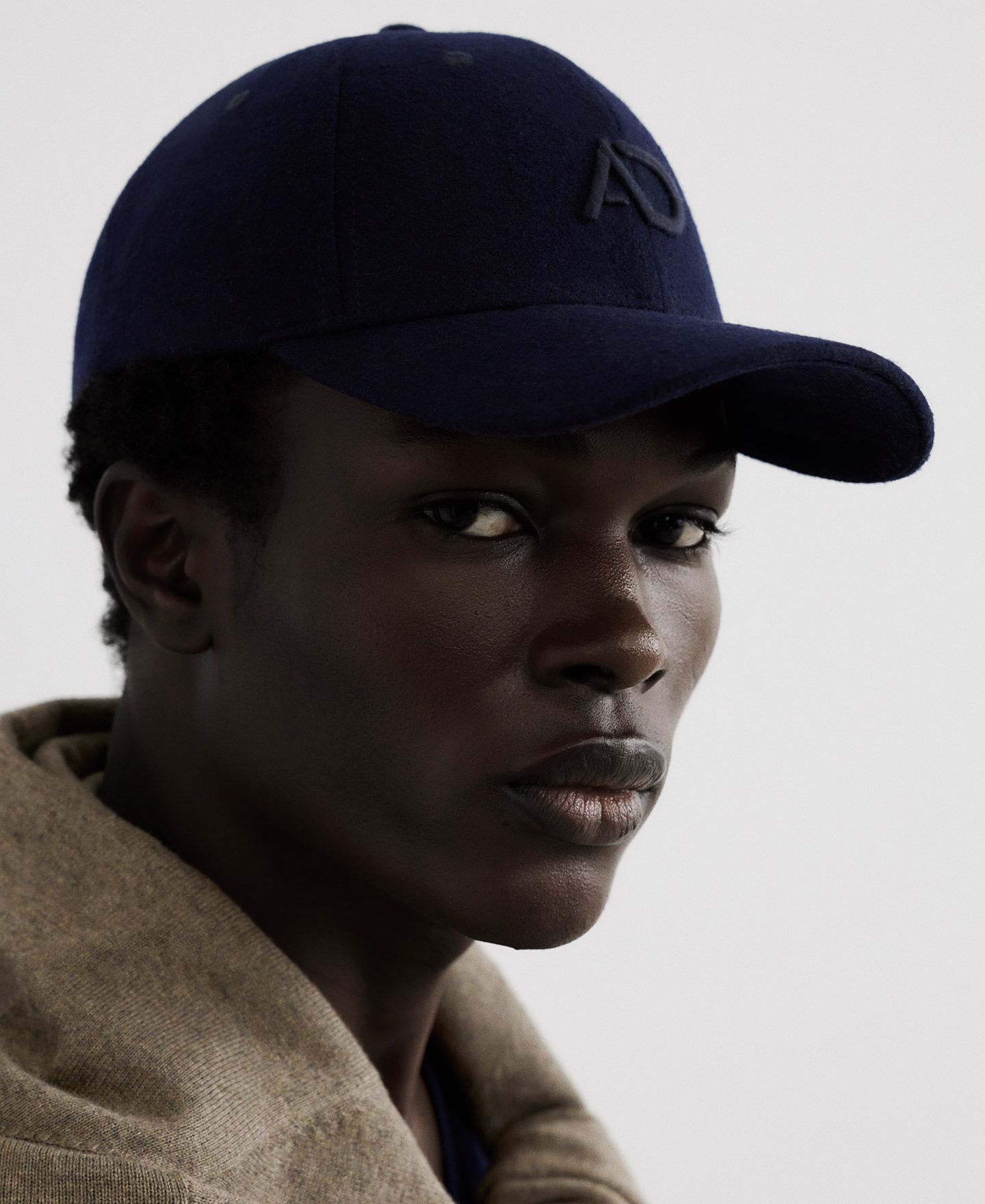 Wool blend embroidered logo cap image number 3