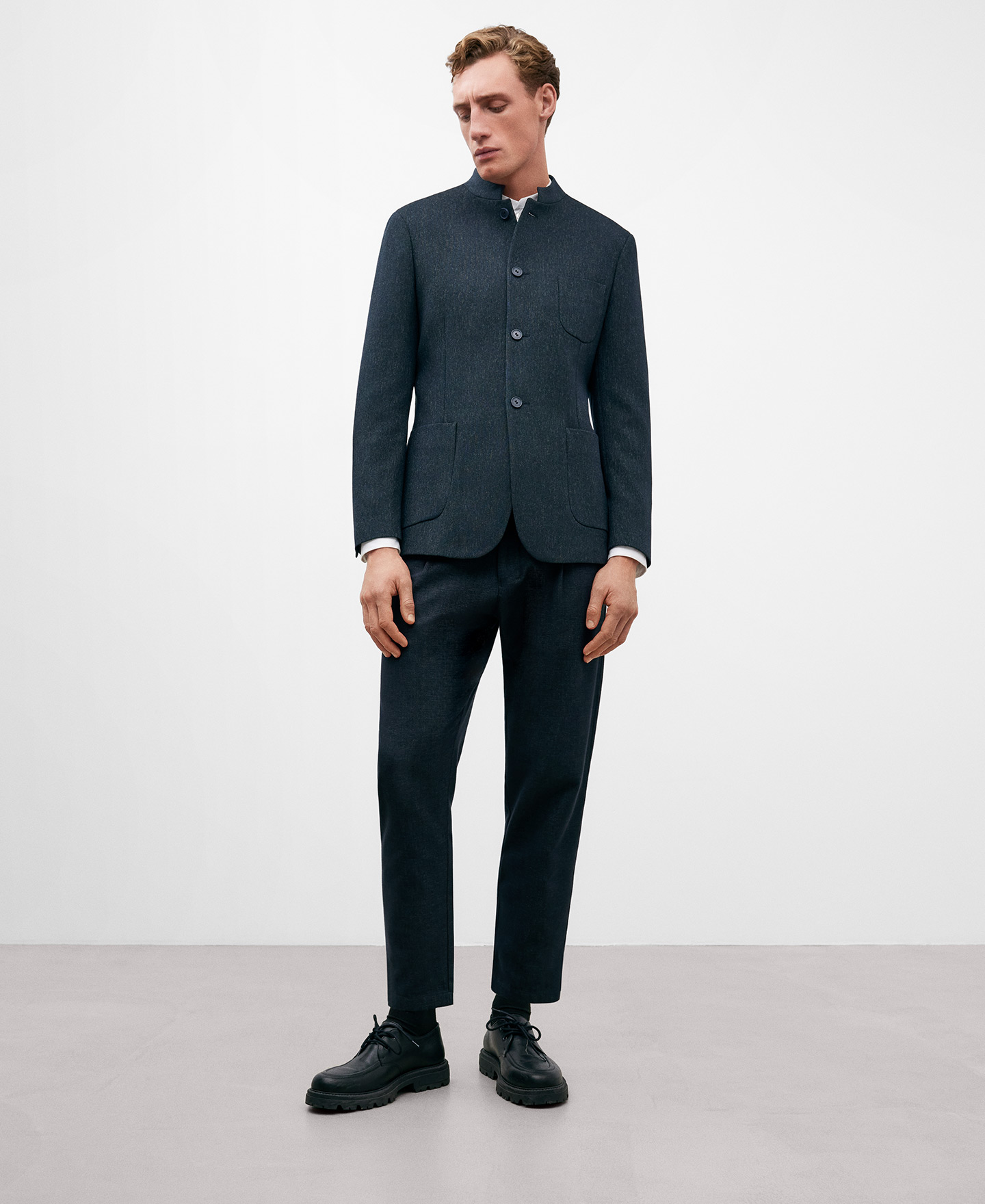 Grey Mandarin collar blazer for men image number 1