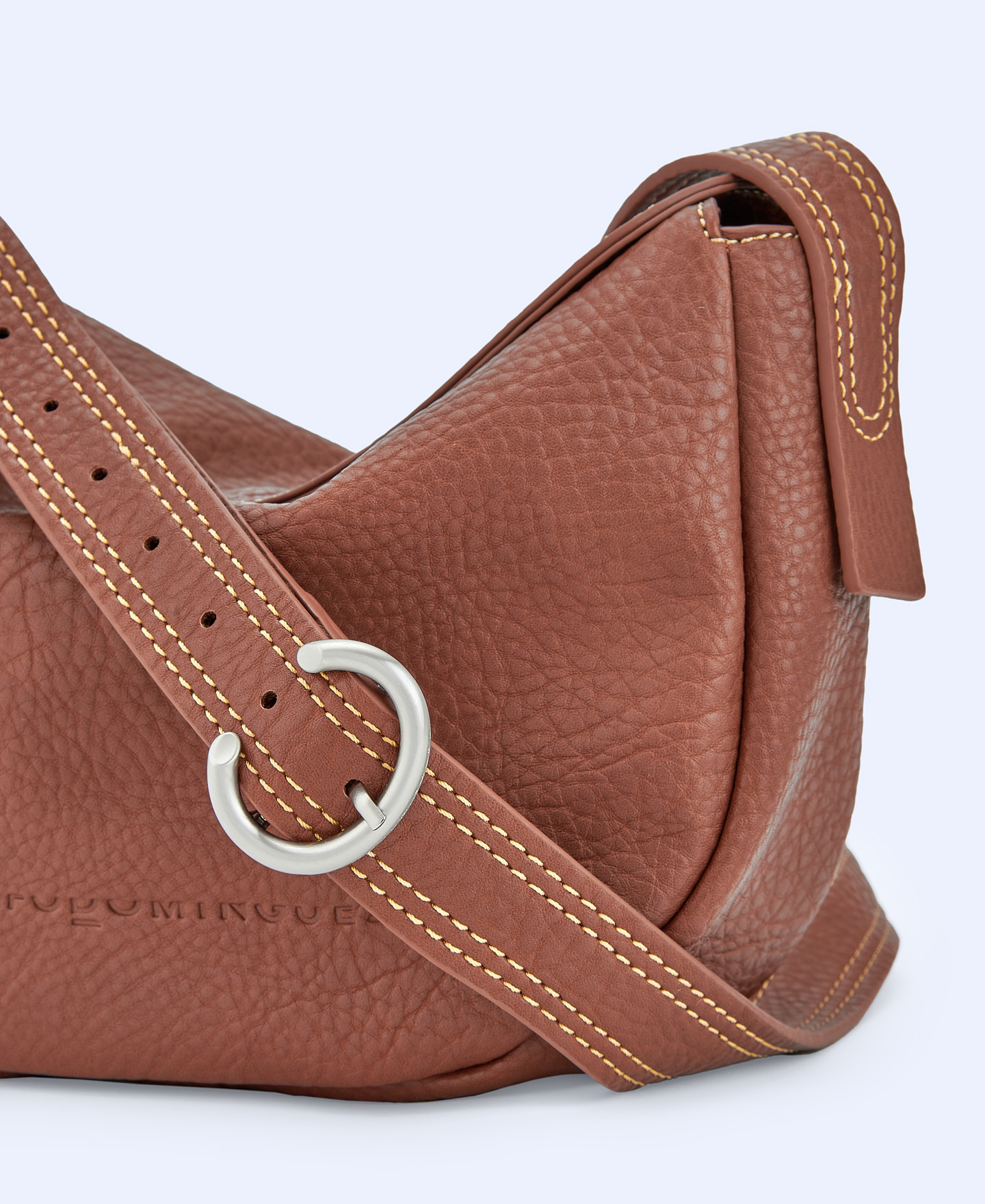 Recycled material medium shoulder bag image number 2