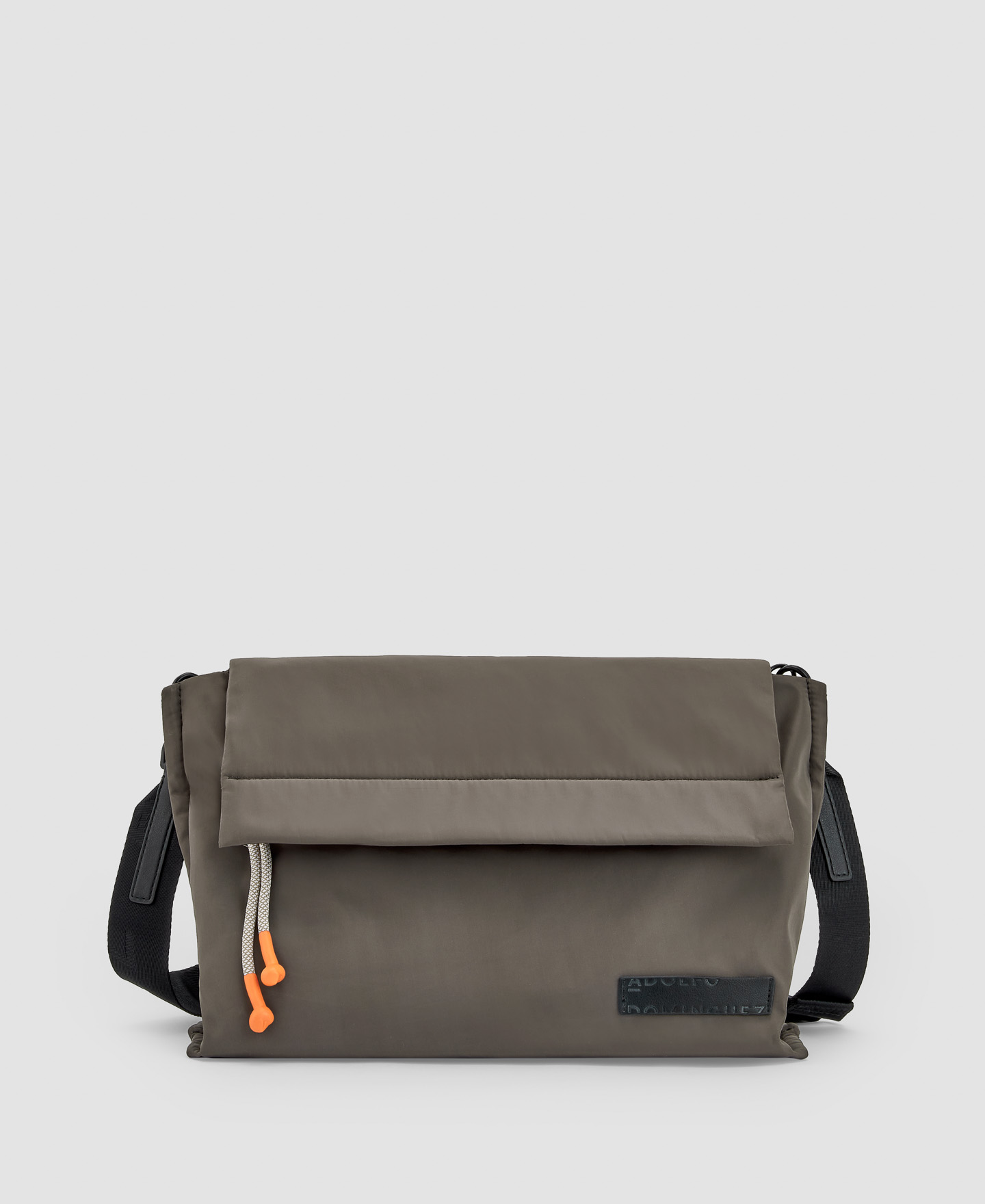 Medium shoulder bag image number 0
