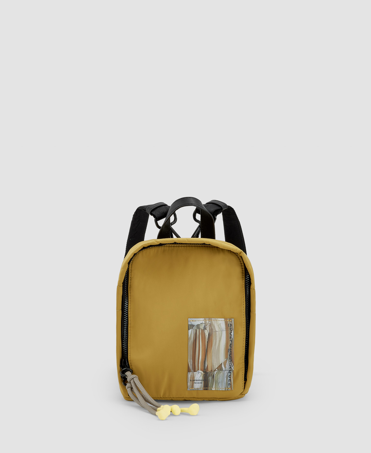 Recycled materials shoulder bag image number 0