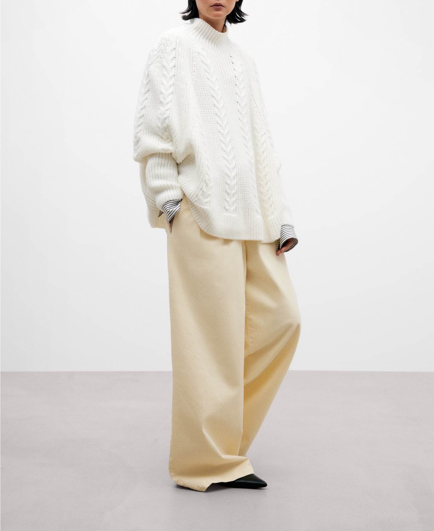 Eights turtleneck sweater for women image number 1