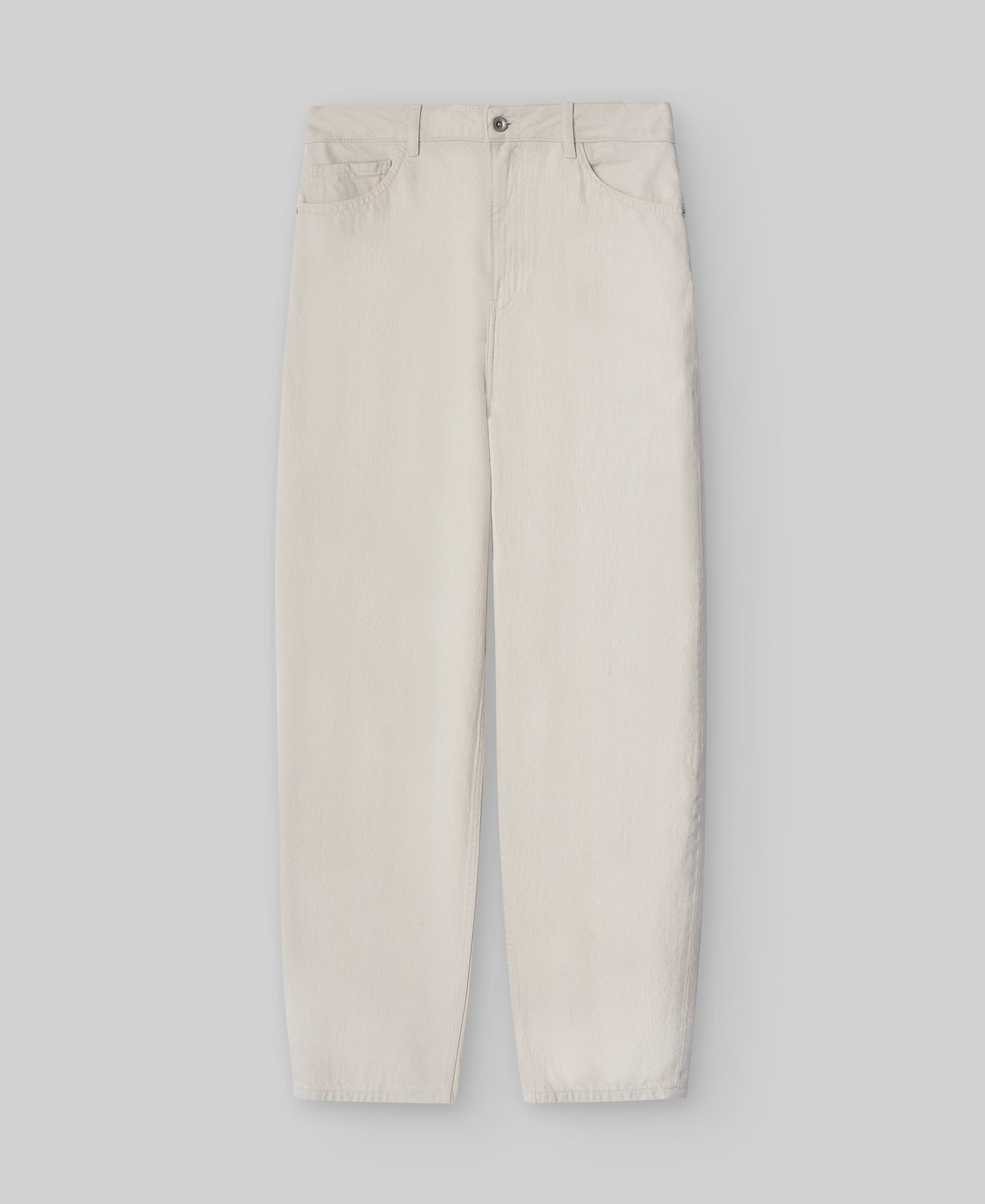 Pantal&oacute;n denim algod&oacute;n carrot fit mujer image number 4