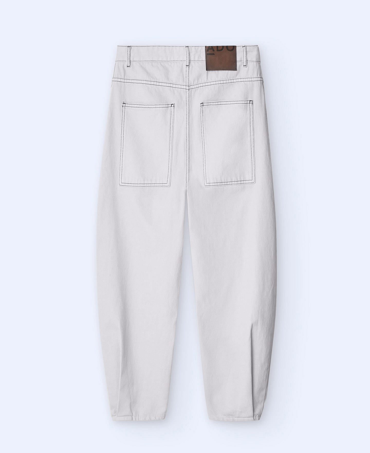 Banana jeans with darts image number 7