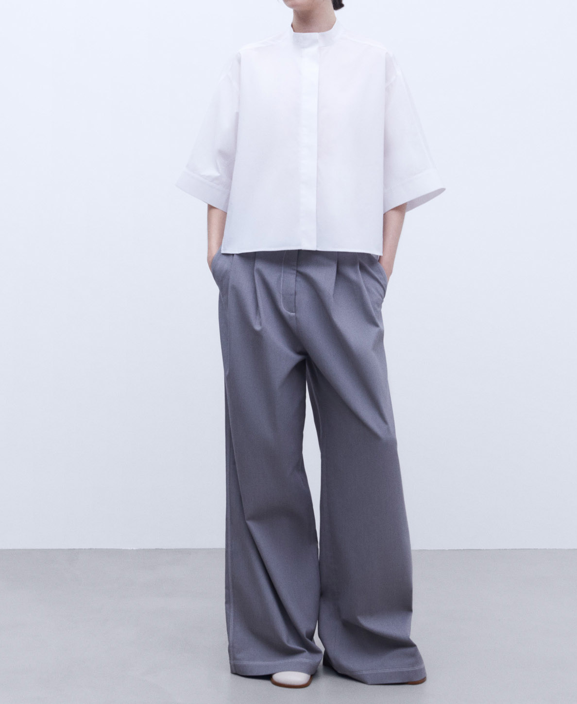 Cotton poplin Mandarin collar shirt image number 1