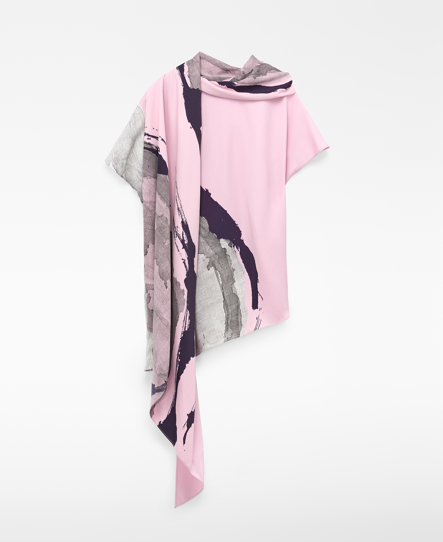 Top satinado estampado cuello pa&ntilde;uelo image number 4