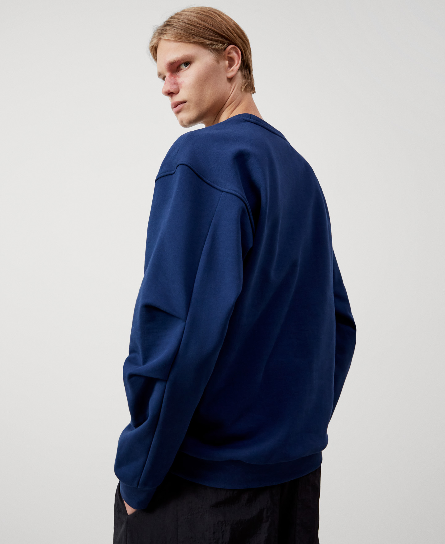 Crew neck cotton sweatshirt image number 2