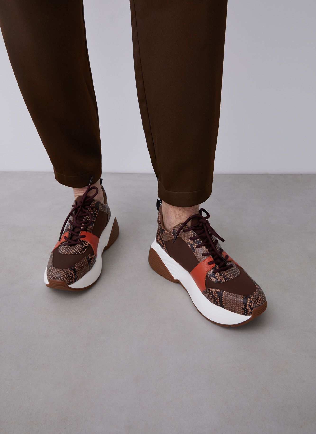 Chunky sneakers with animal print image number 3