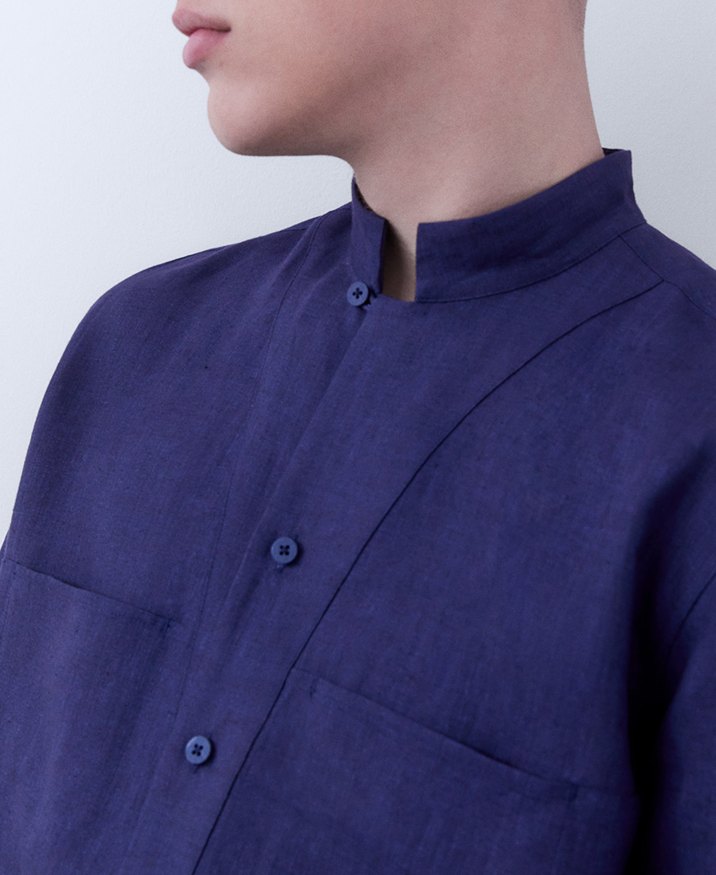 Camisa guayabera en lino europeo image number 4