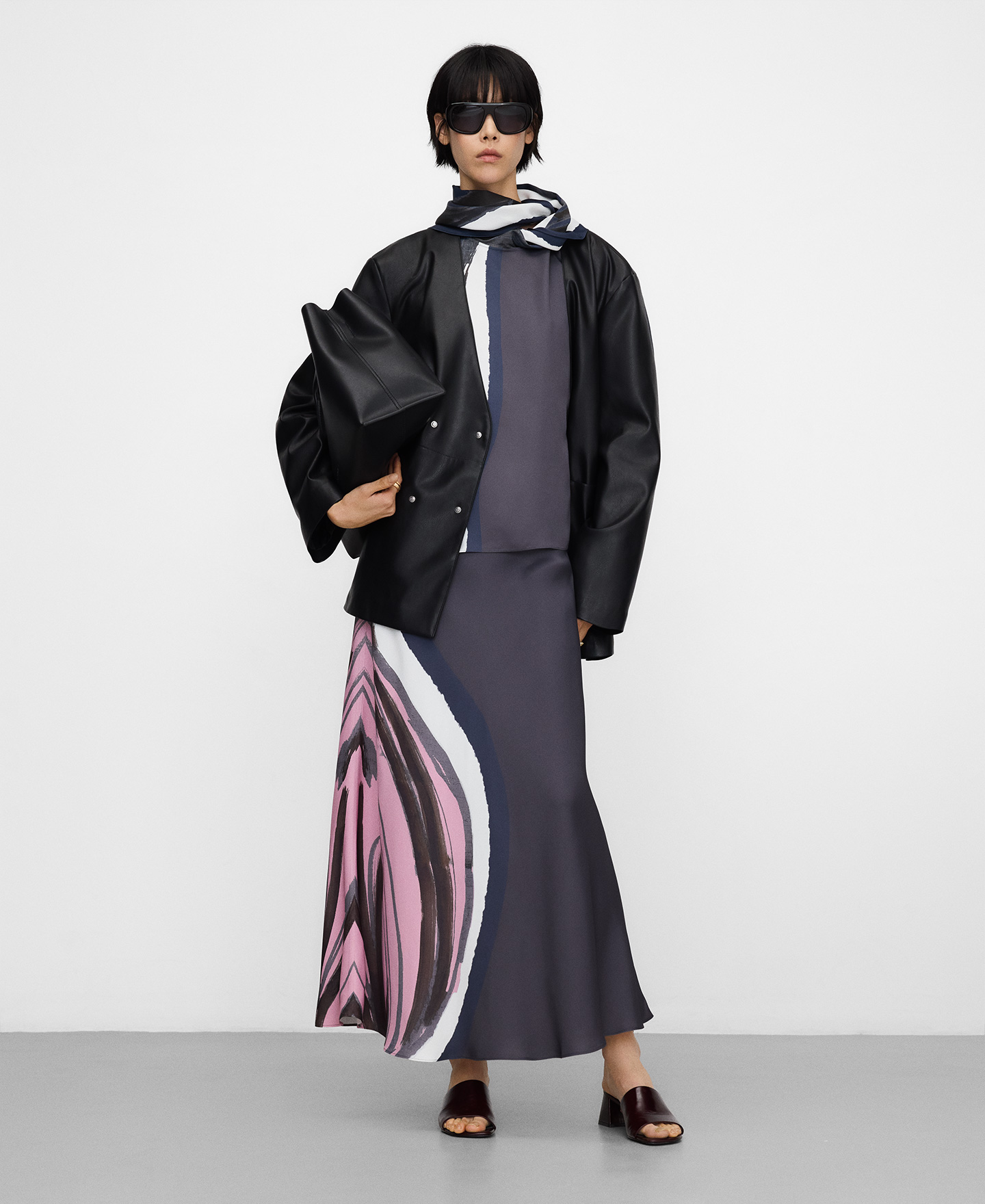 Printed top with a scarf neck image number 1