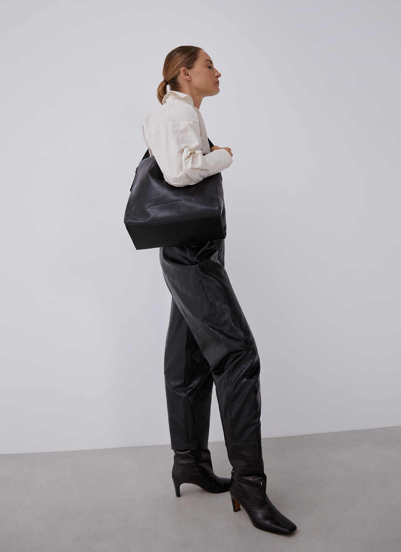 Oversize shirt with long sleeve image number 5