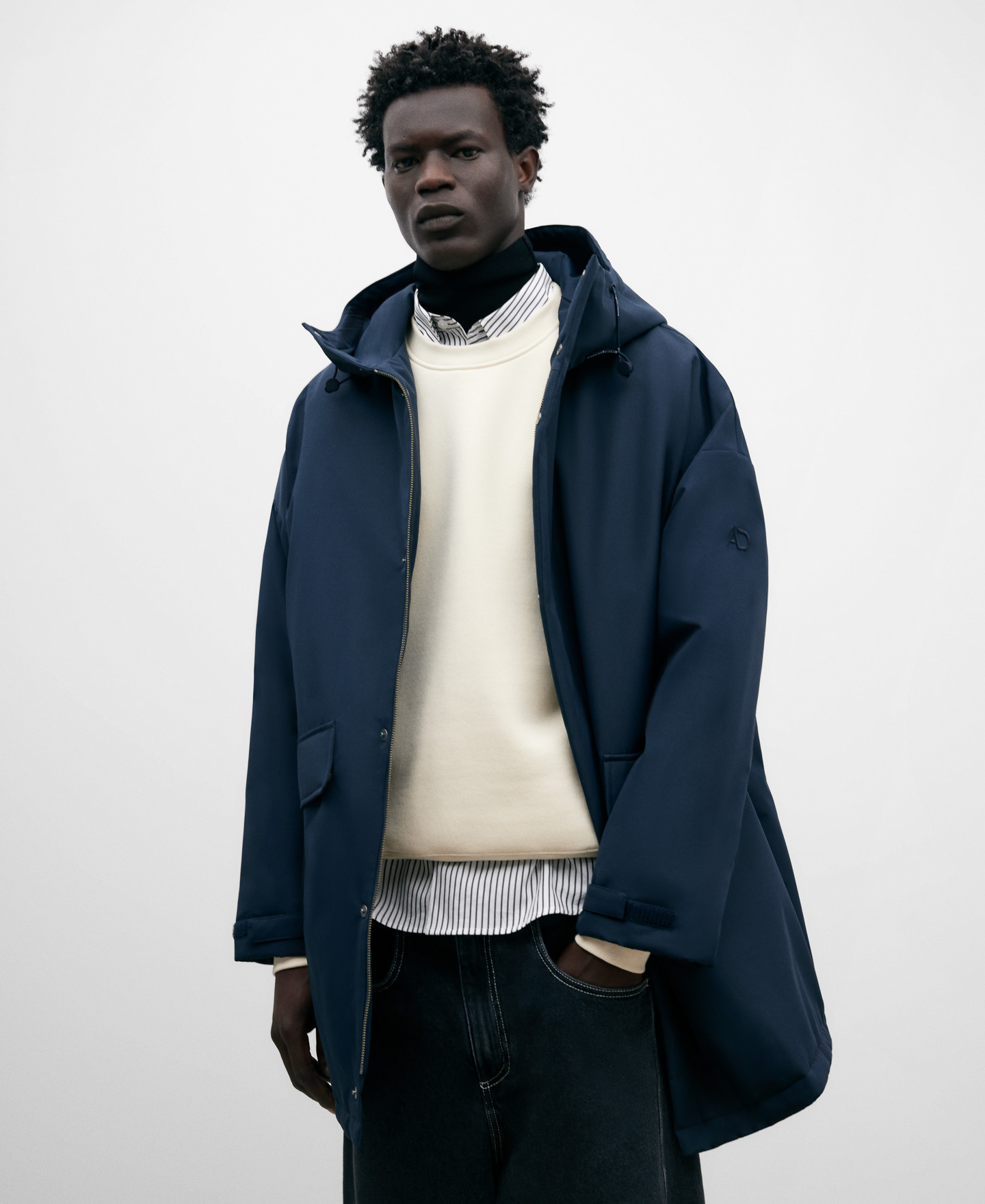 Parka bleue molletonnée à manches raglan image number 0