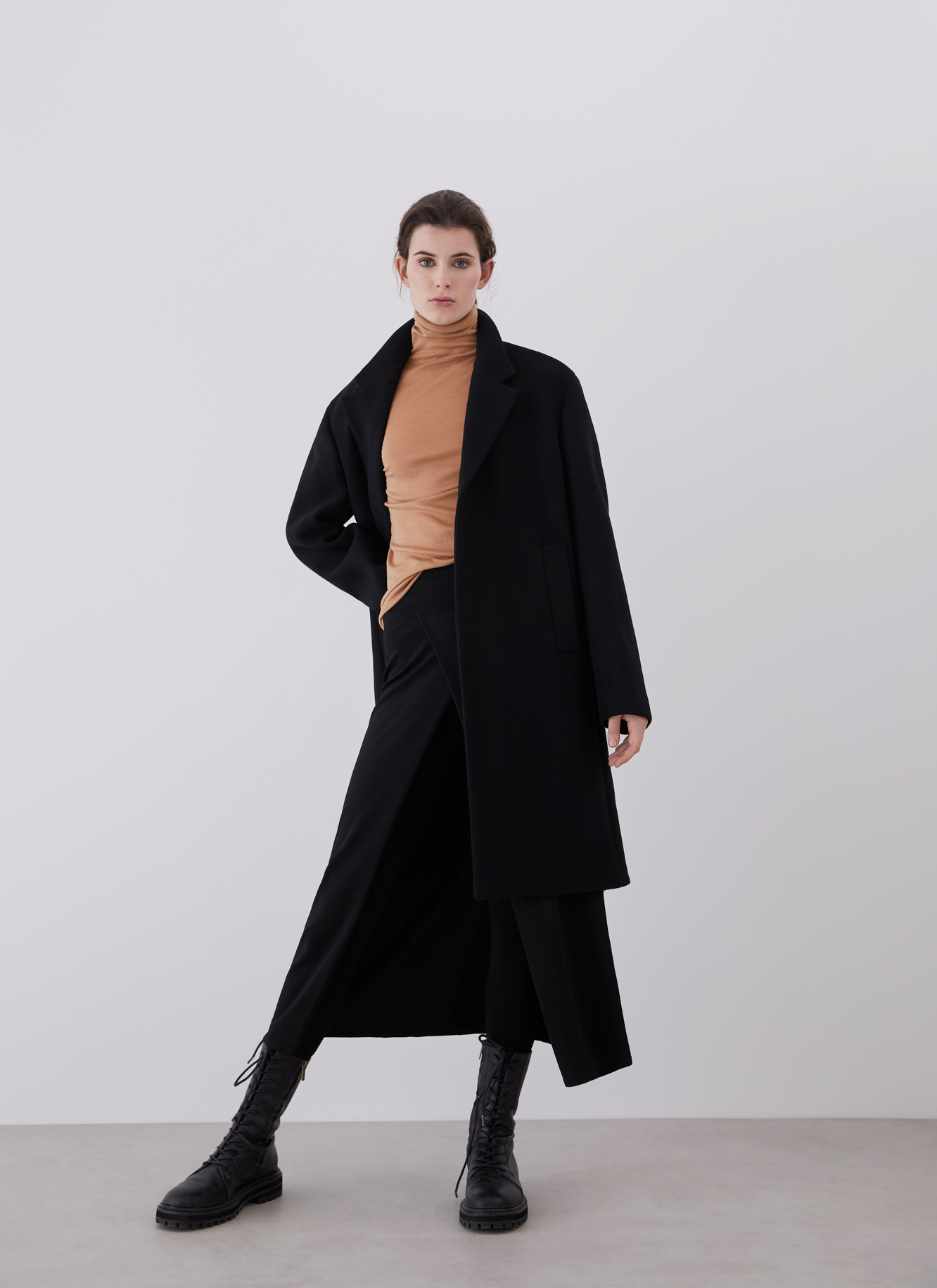 Merino wool sweater with high collar image number 5