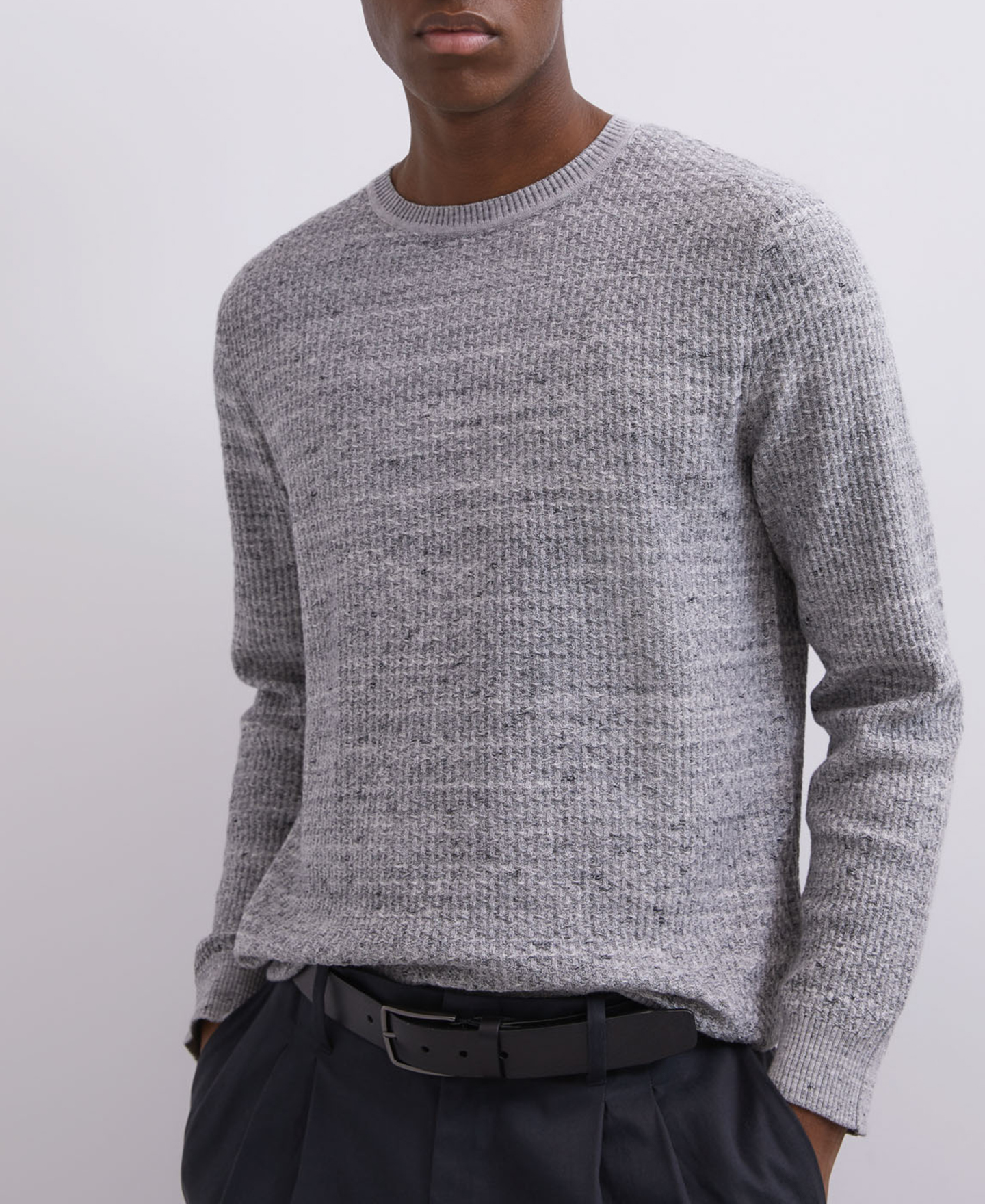 Cotton crew neck sweater image number 2