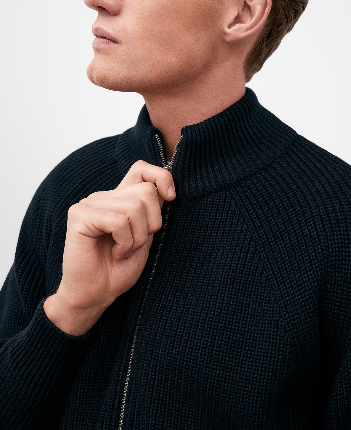 Black cotton cardigan for men image number 3