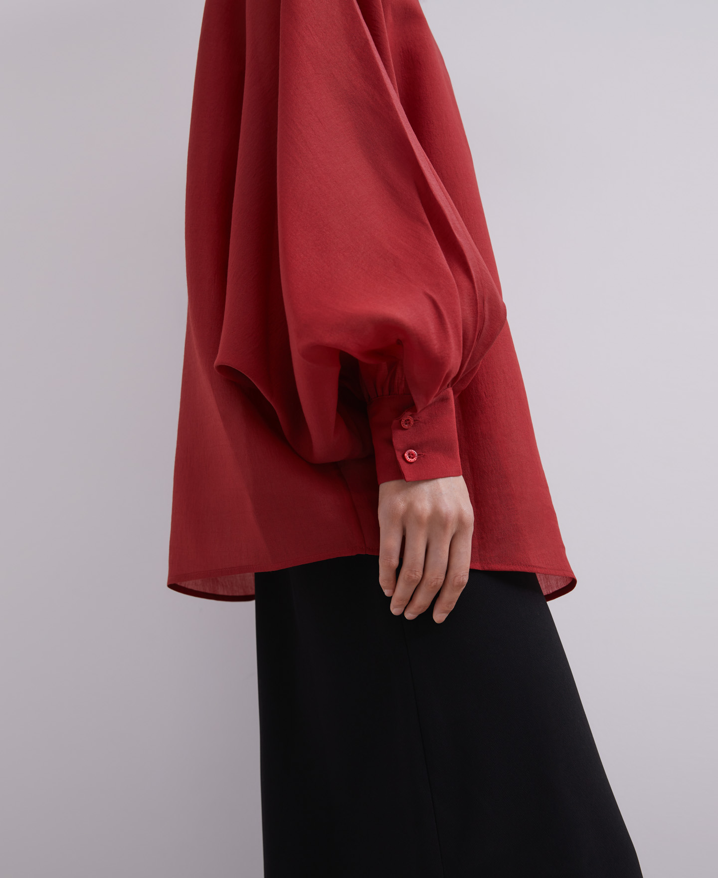 Oversize shirt with puffed sleeves image number 3