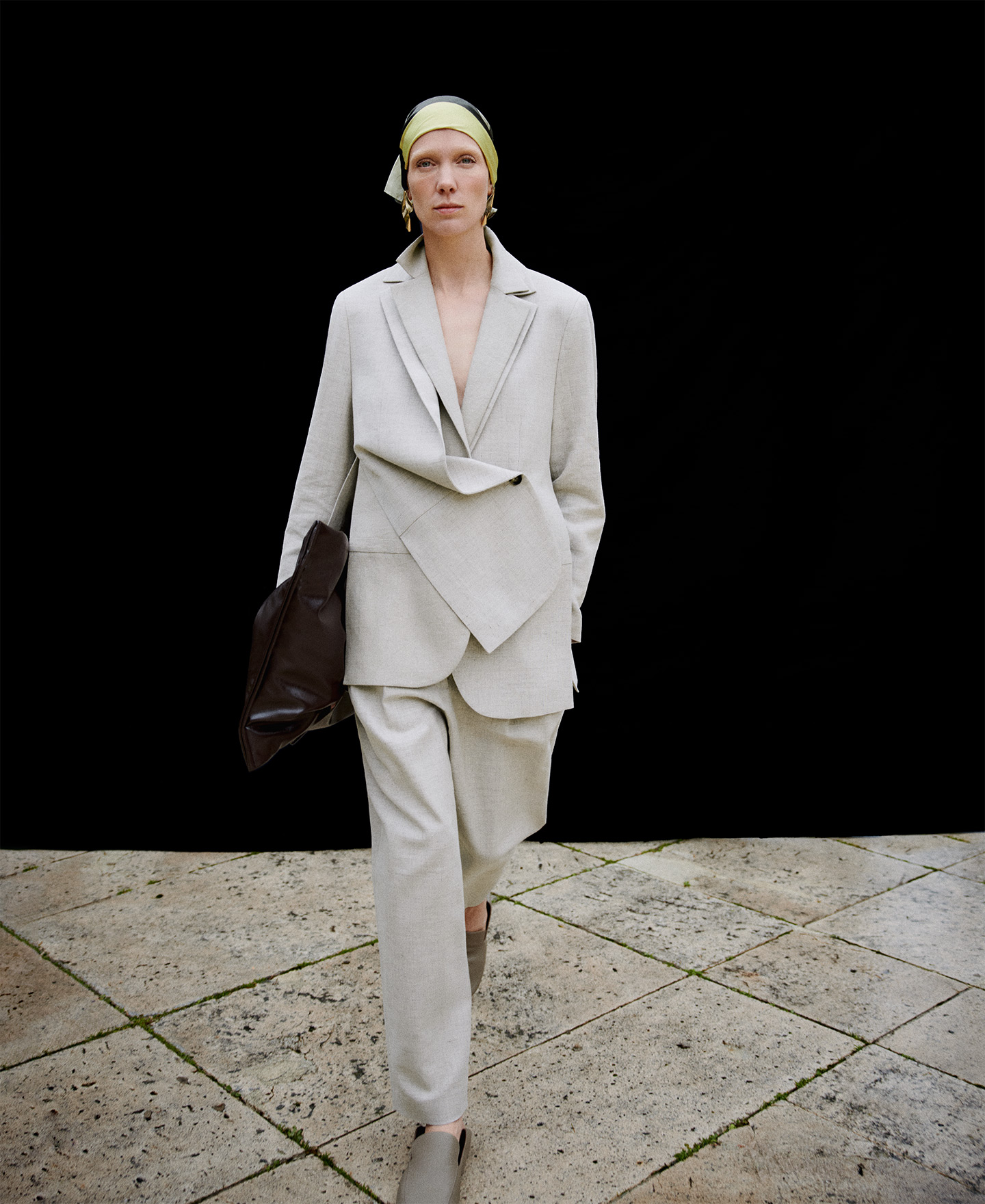 Linen blend asymmetrical blazer woman image number 0