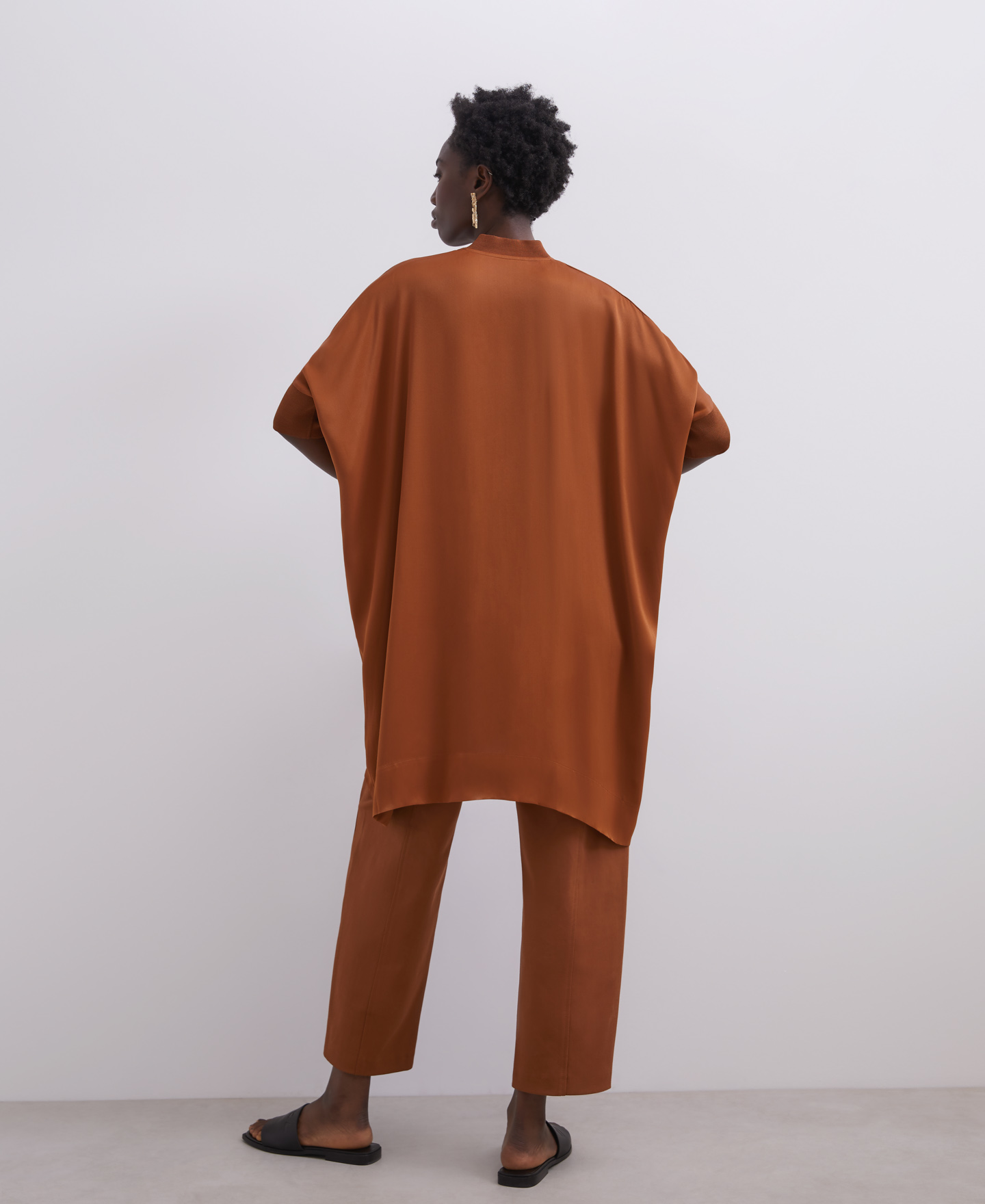 Viscose oversize caramel shirt image number 1