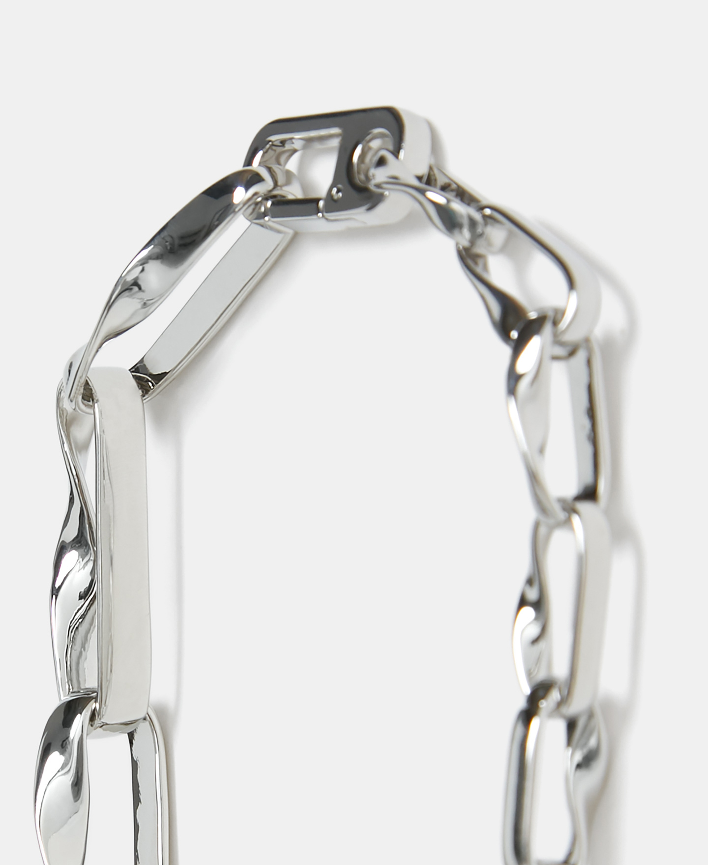 Imperfect chain links necklace image number 1