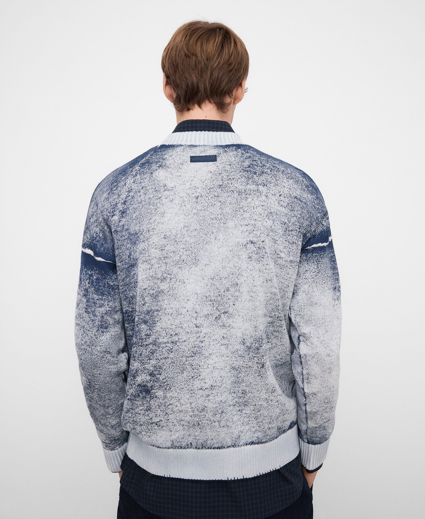 Organic cotton washed-effect sweater image number 2