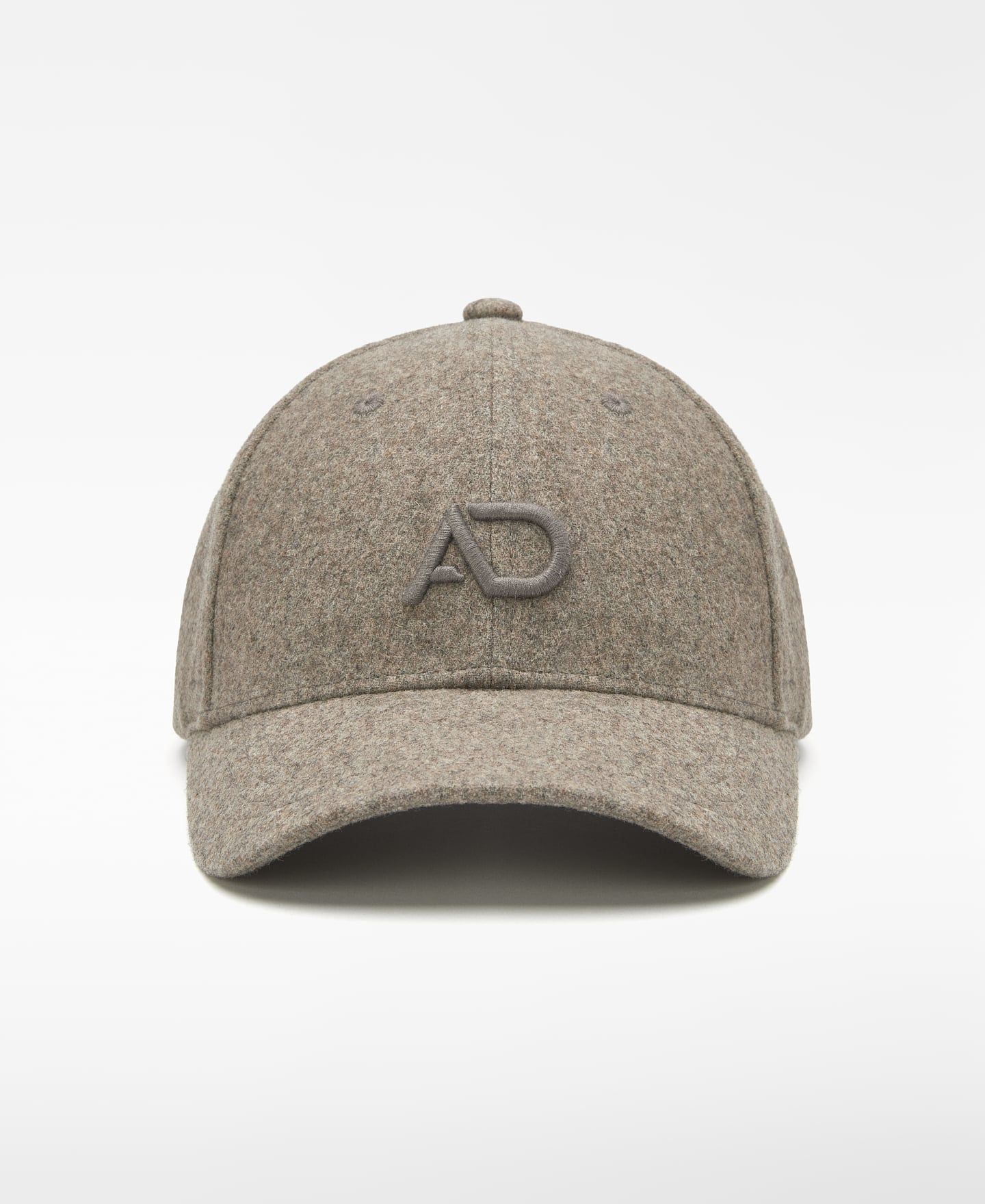 Gorra logo bordado con lana image number 0