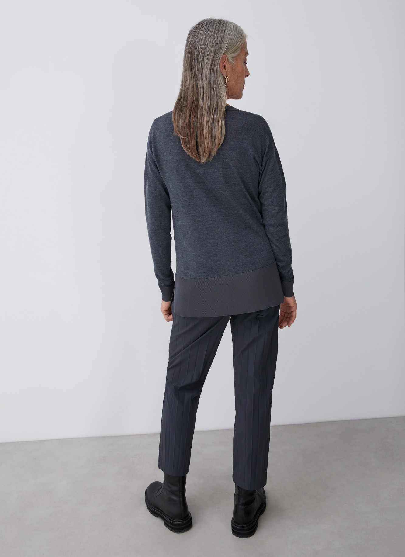 Fluid merino wool sweater image number 1