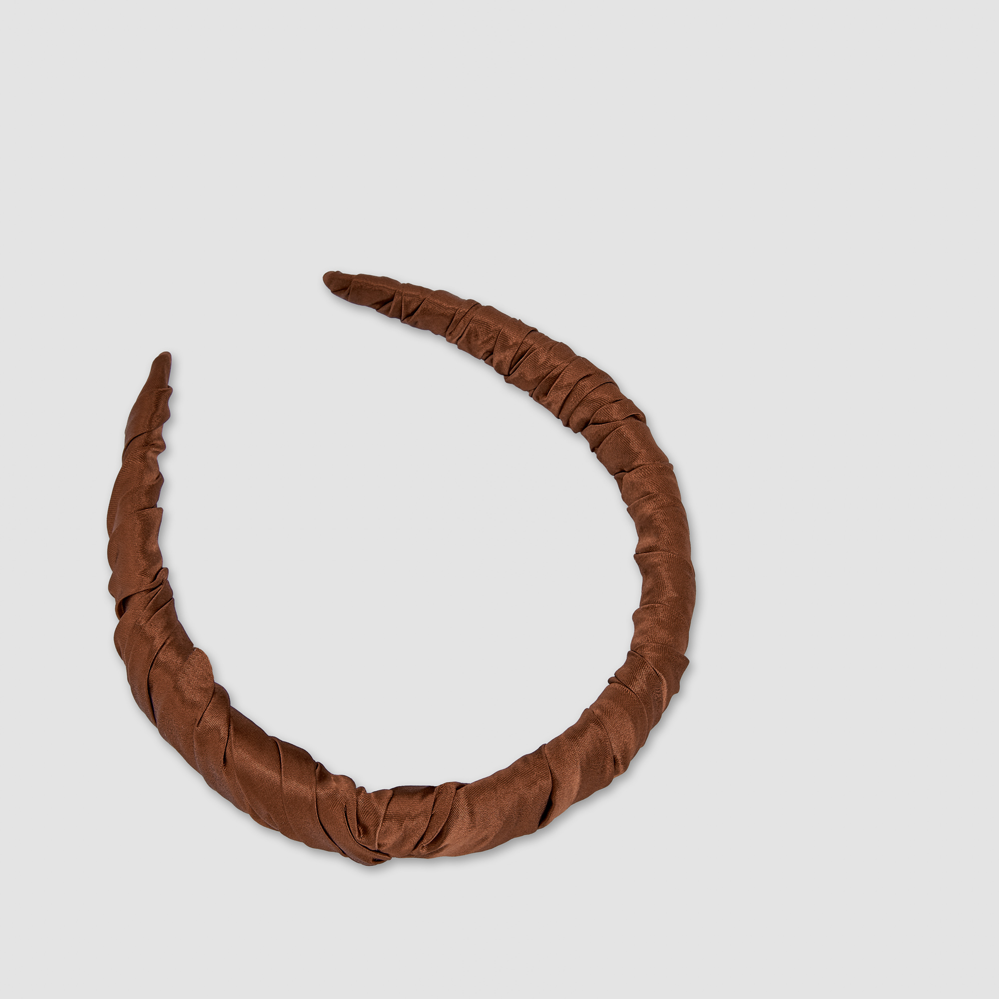 Diadema acolchada fruncida image number 2