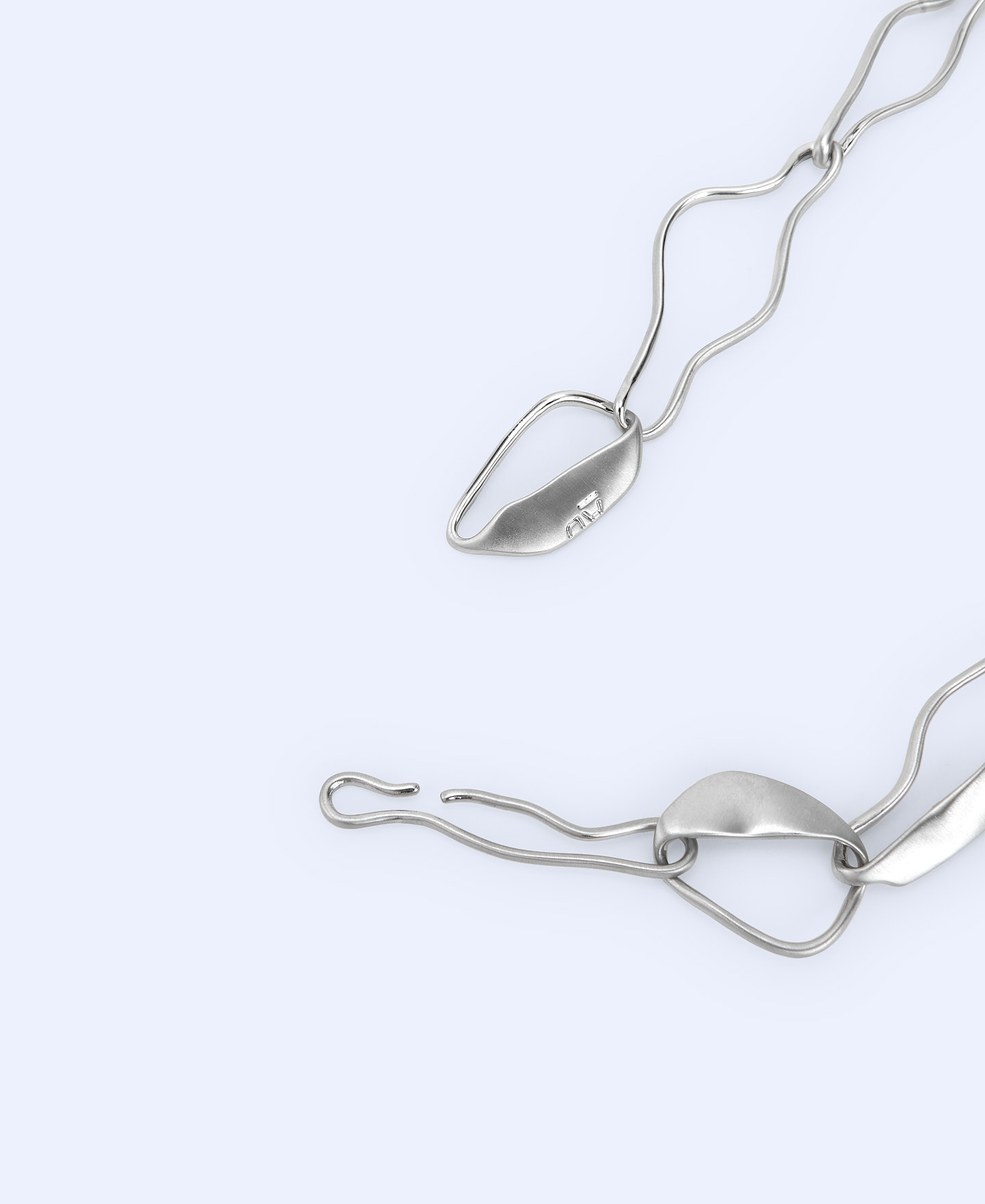 Zinc links necklace image number 2