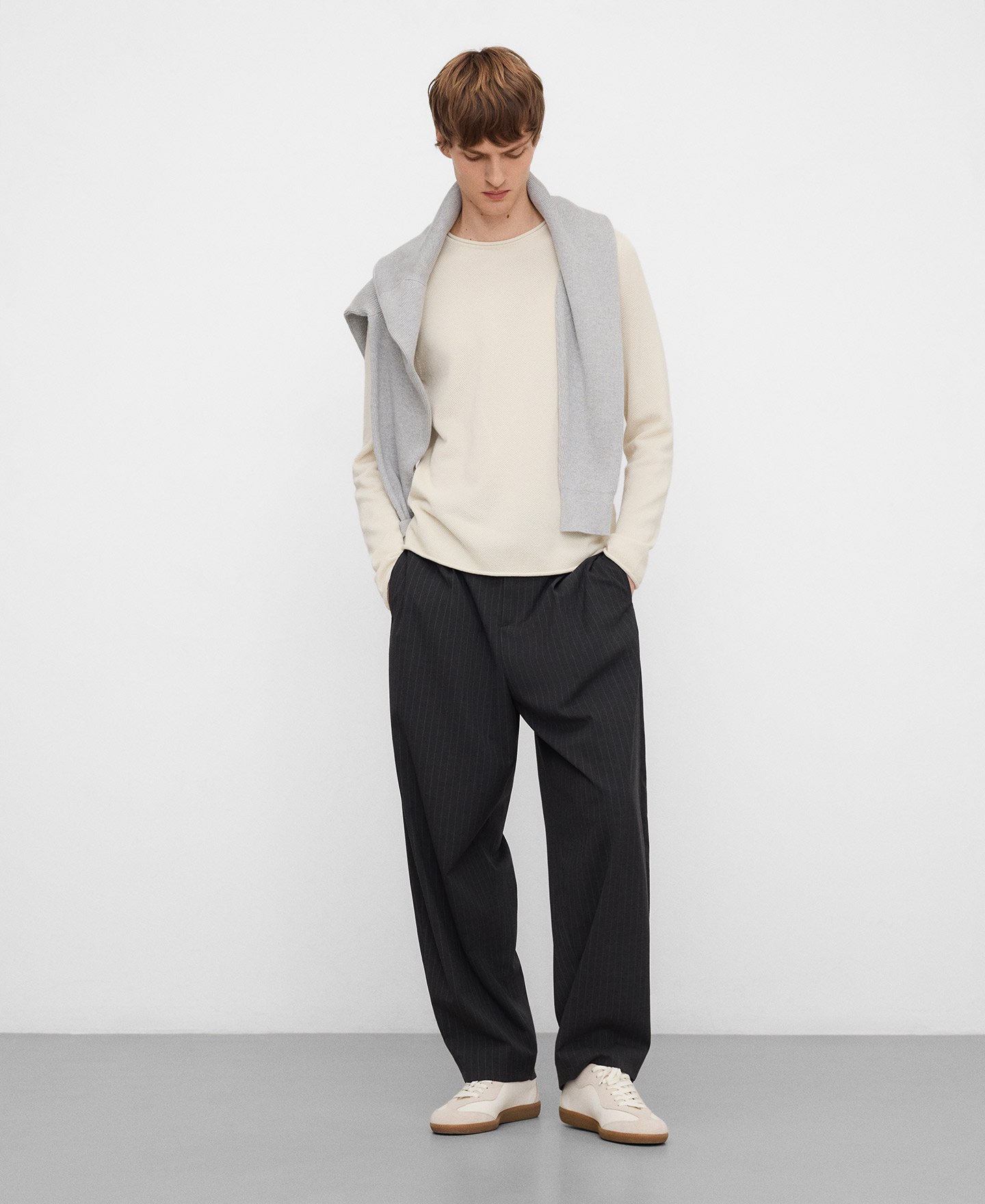 Structured knit rolled neck T-shirt image number 1