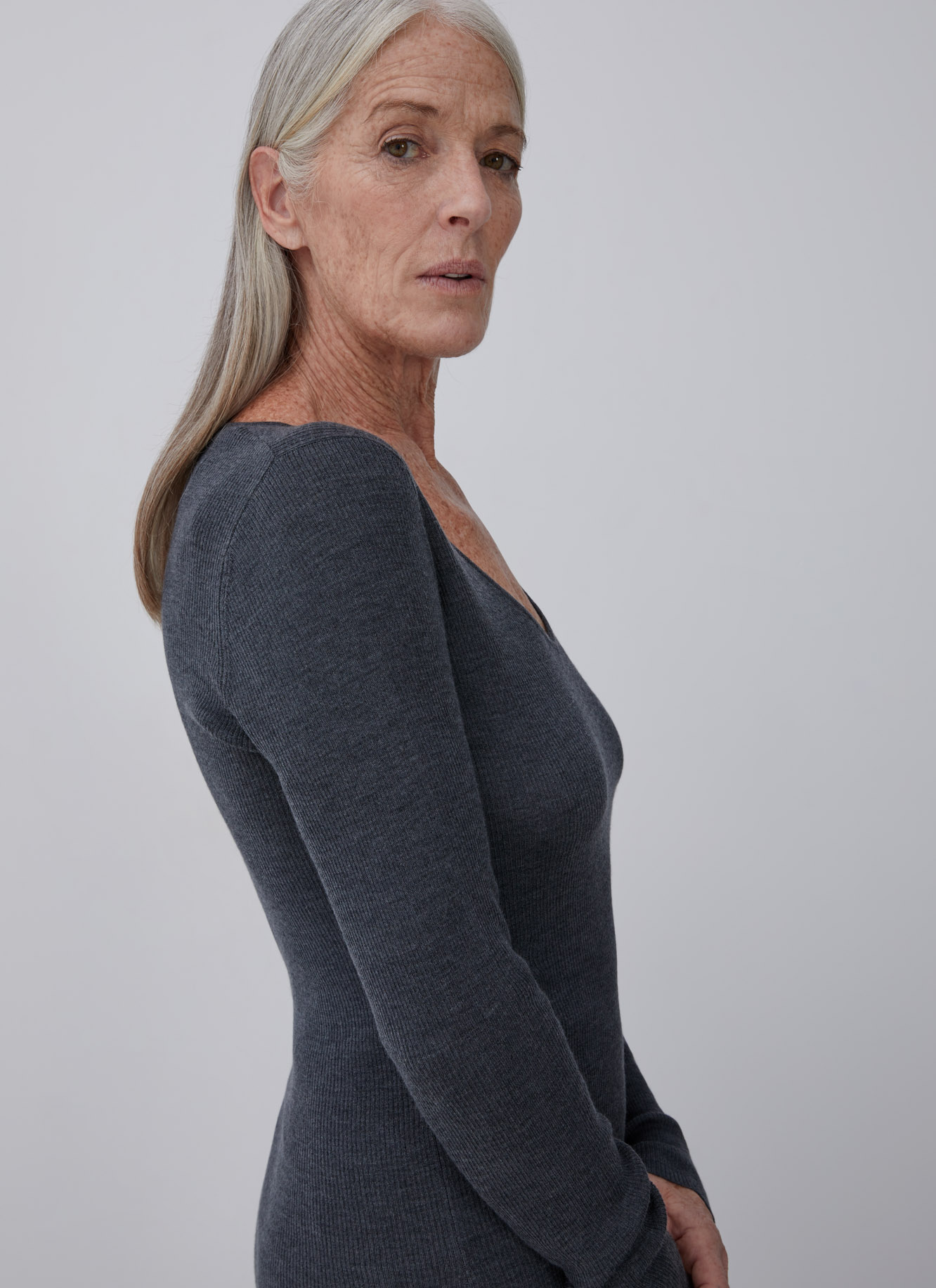 Textured merino wool sweater image number 3