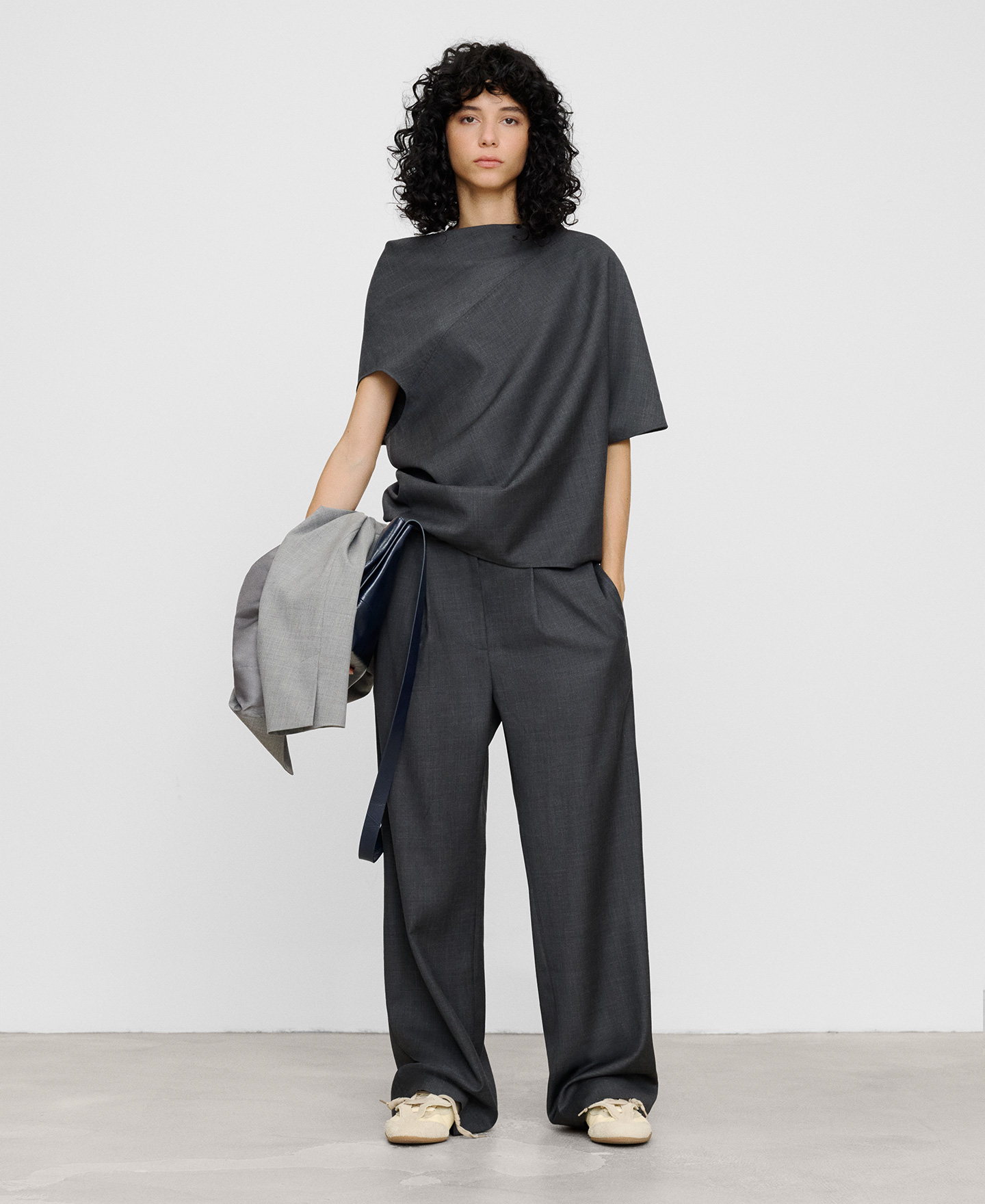 Straight tailored trousers image number 1